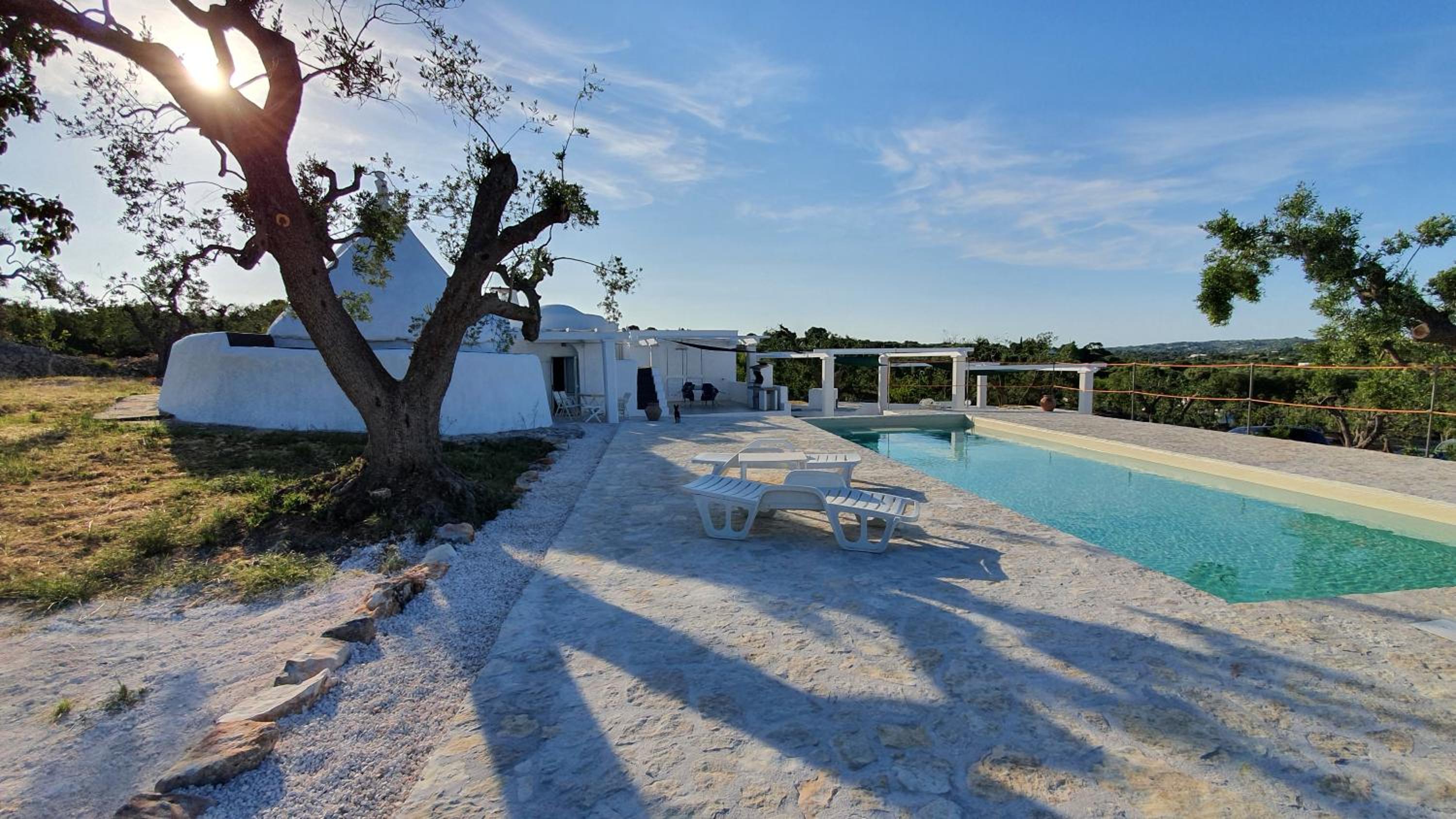 Ostuni, Trullo Laveneziana per 8 ospiti intera struttura con piscina esclusiva