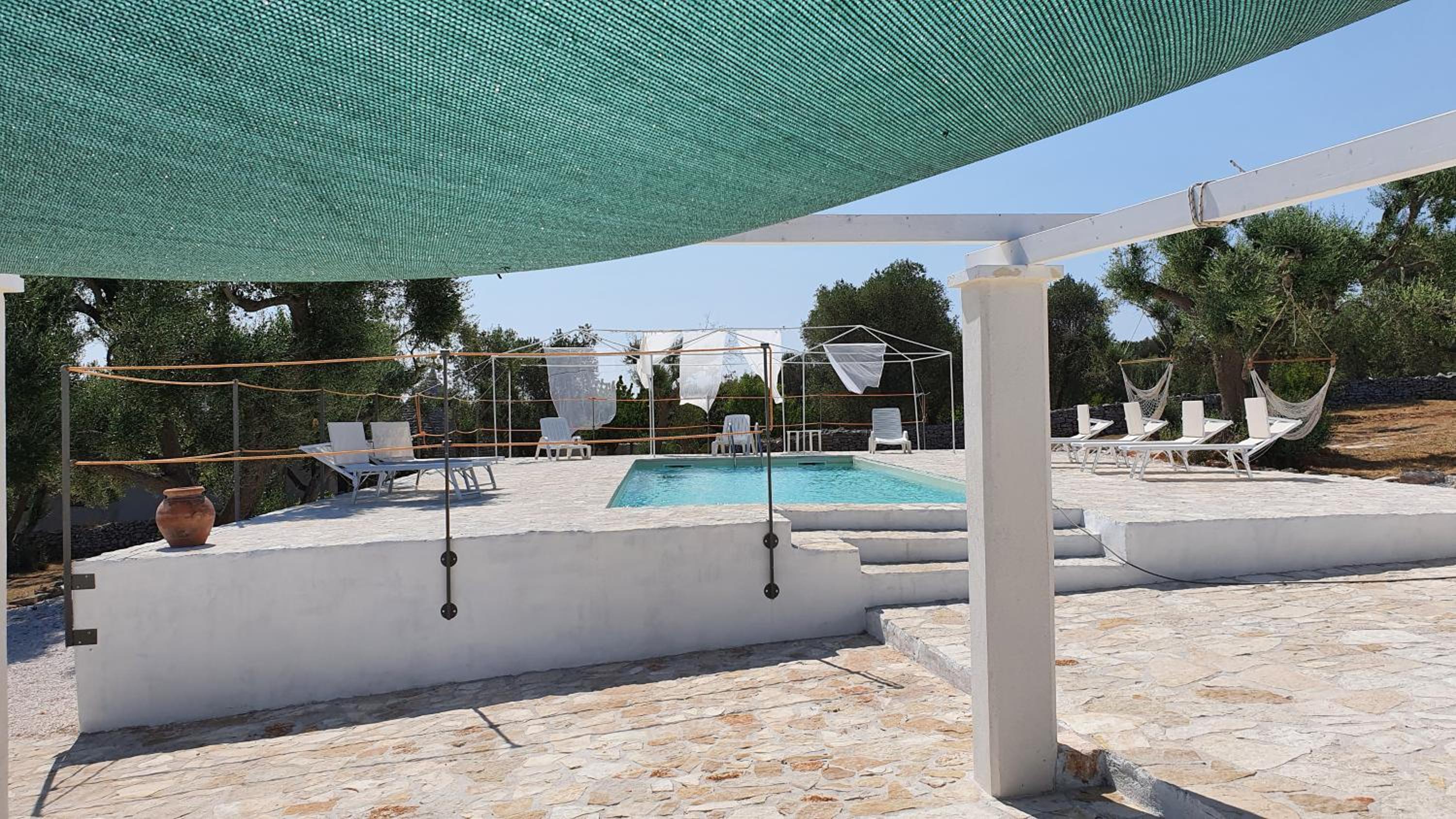 Ostuni, Trullo Laveneziana per 8 ospiti intera struttura con piscina esclusiva