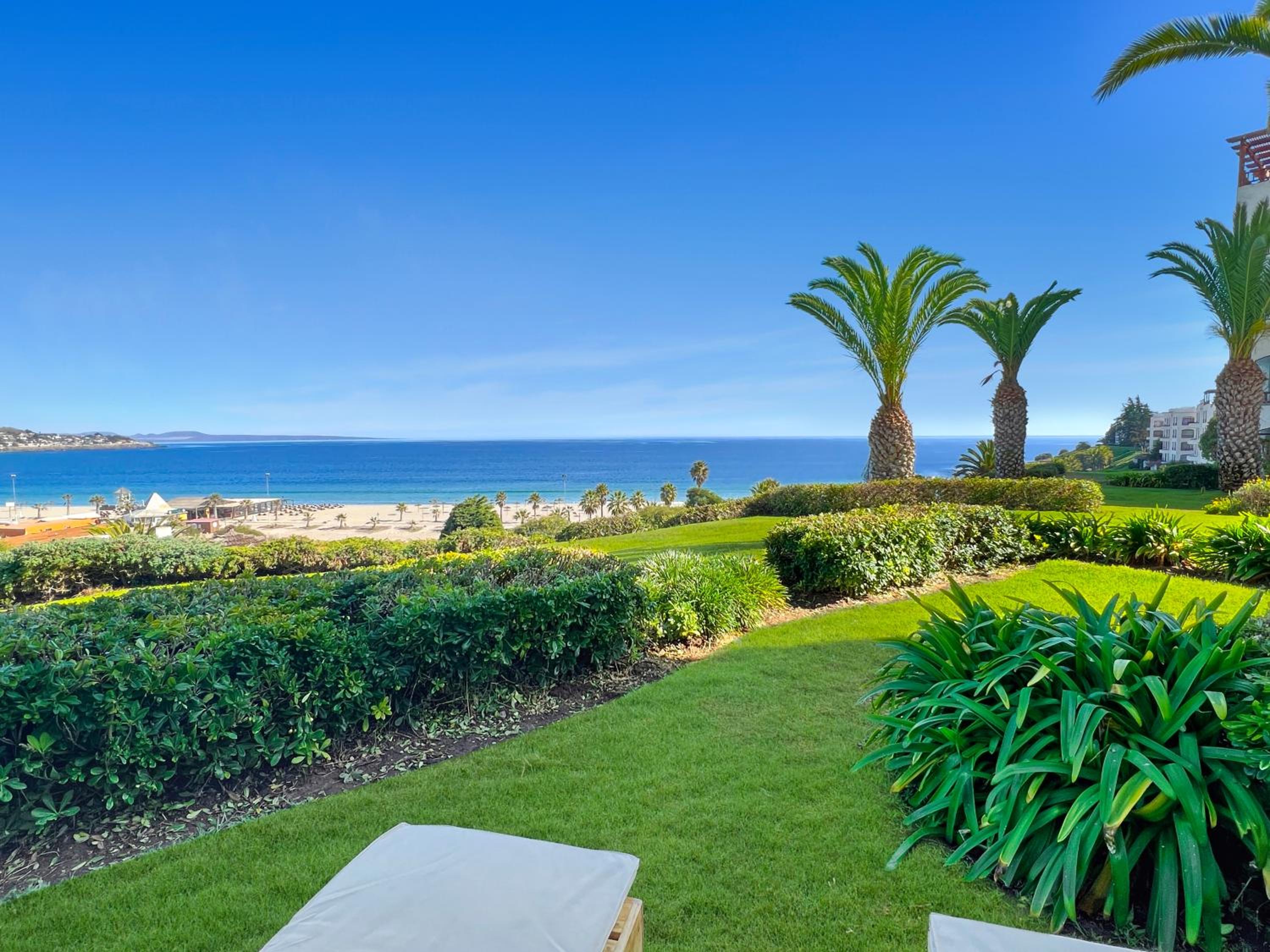 Puerto Velero Primera Línea Primer Piso con Jardín, Piscina y Playa! 7pax