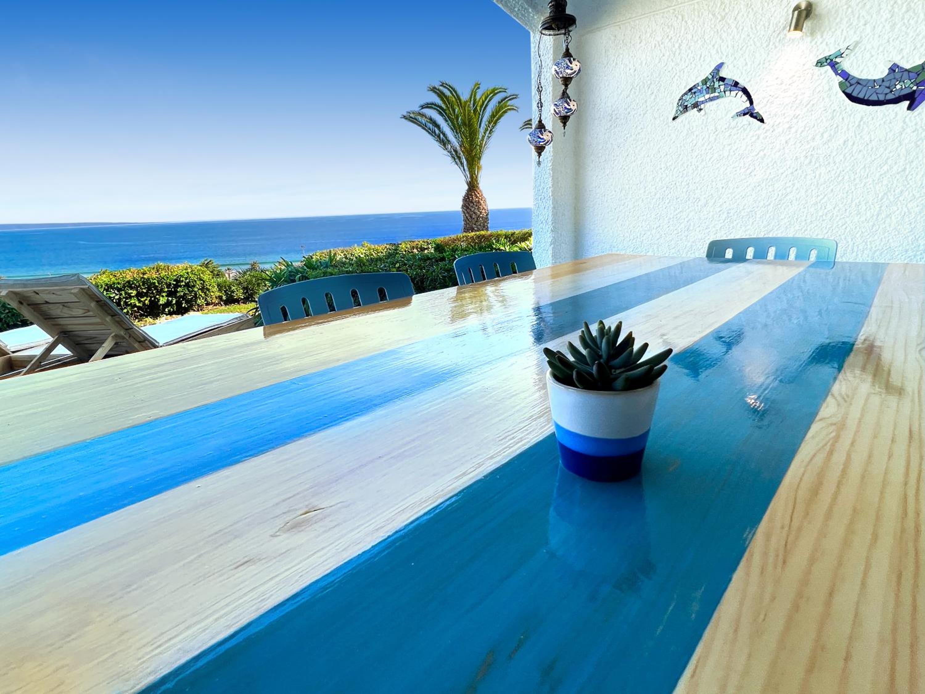 Puerto Velero Primera Línea Primer Piso con Jardín, Piscina y Playa! 7pax