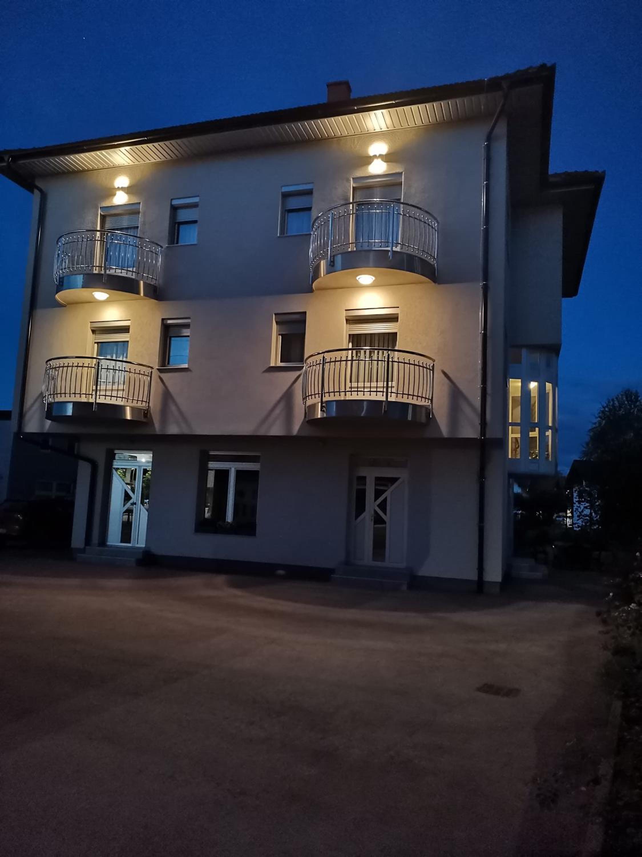 Apartman Sali view 3