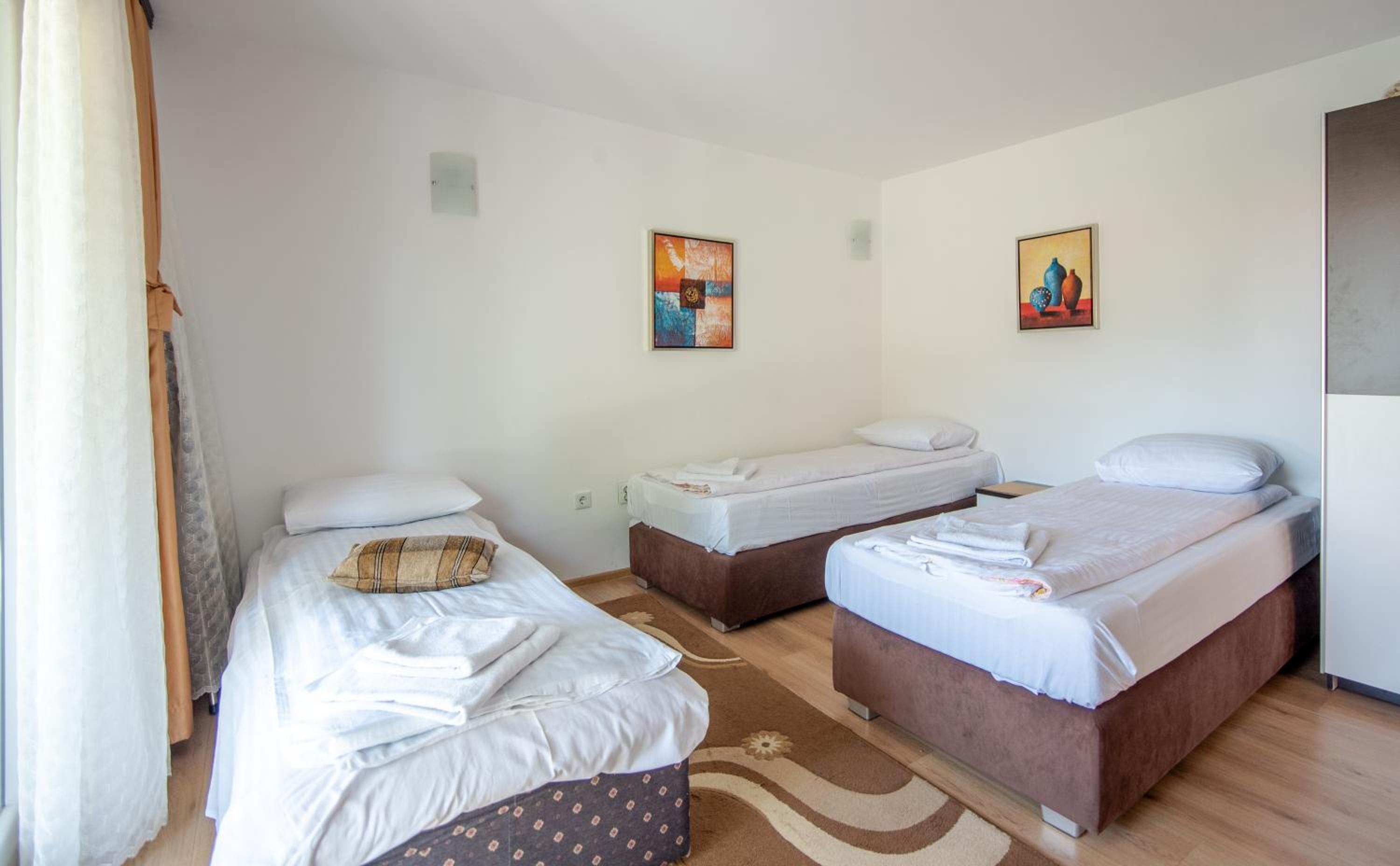 Apartman MirA
