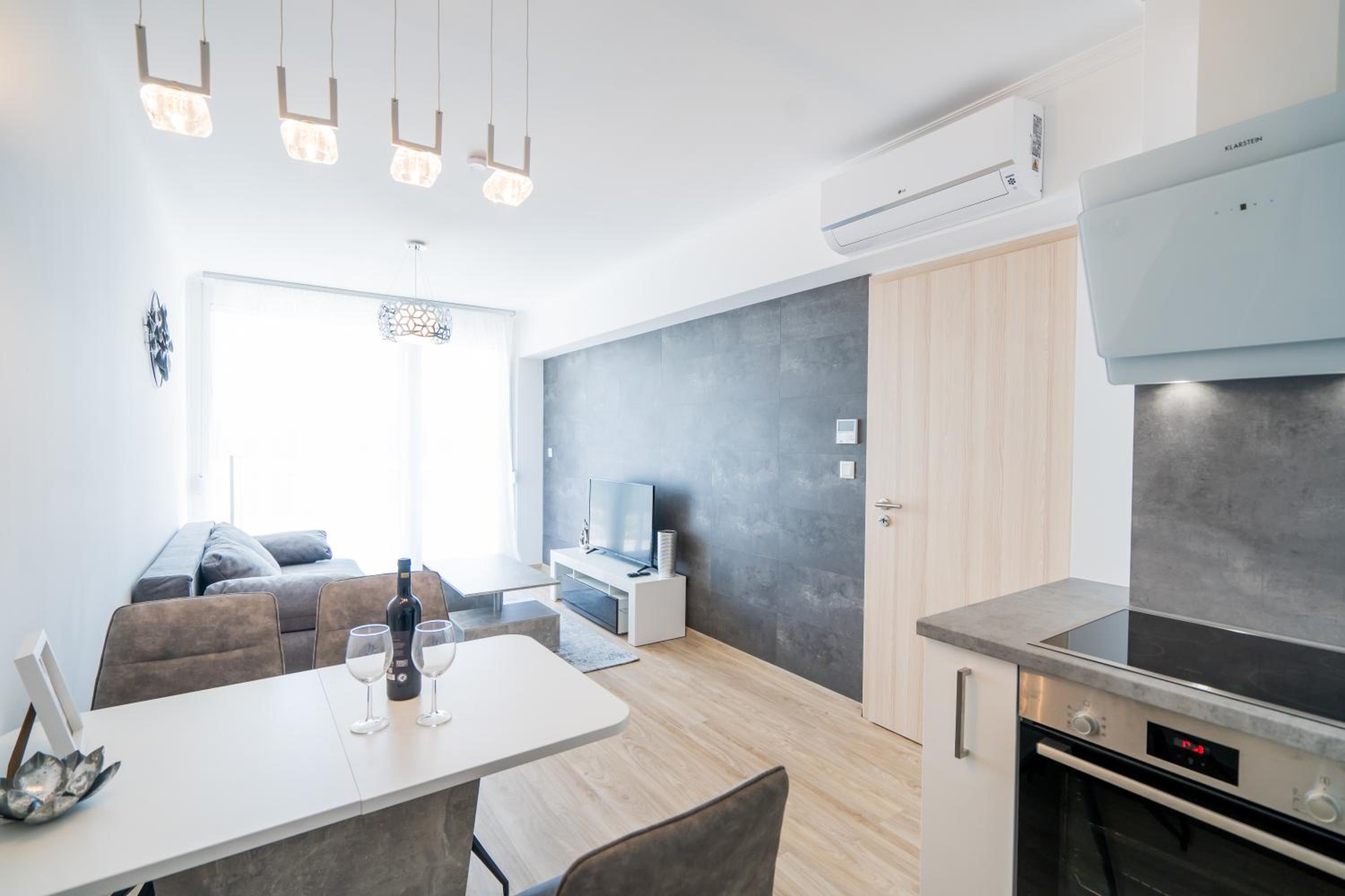 Csenge Apartman view 2