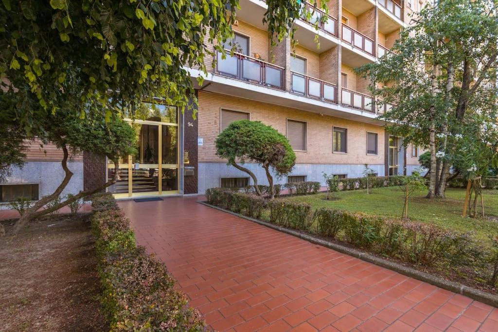 MERCADANTE FAMILY APARTMENT view 3