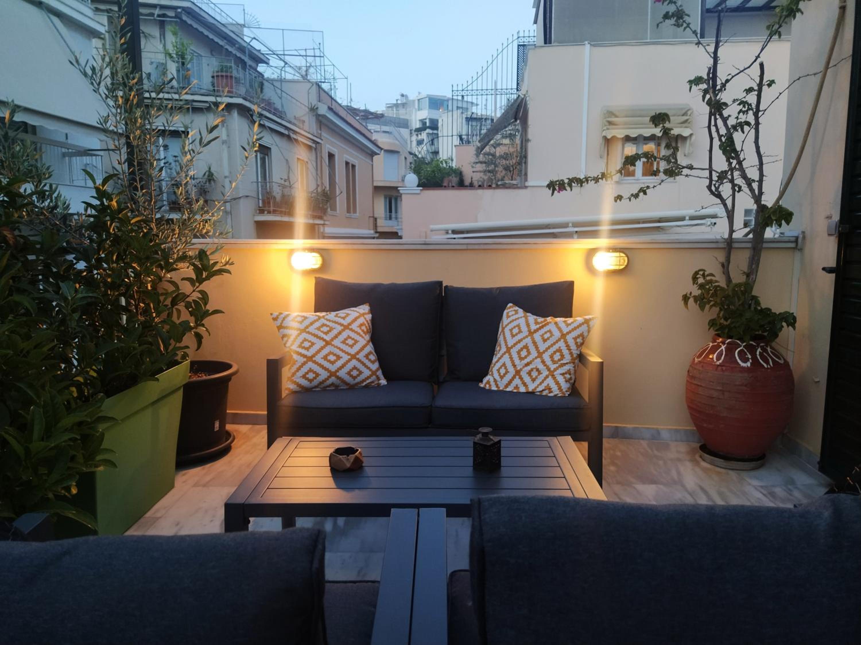 Elia Apartments