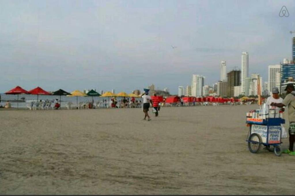 Apartamento en Cartagena, cerca al mar, edificio Nuevo Conquistador