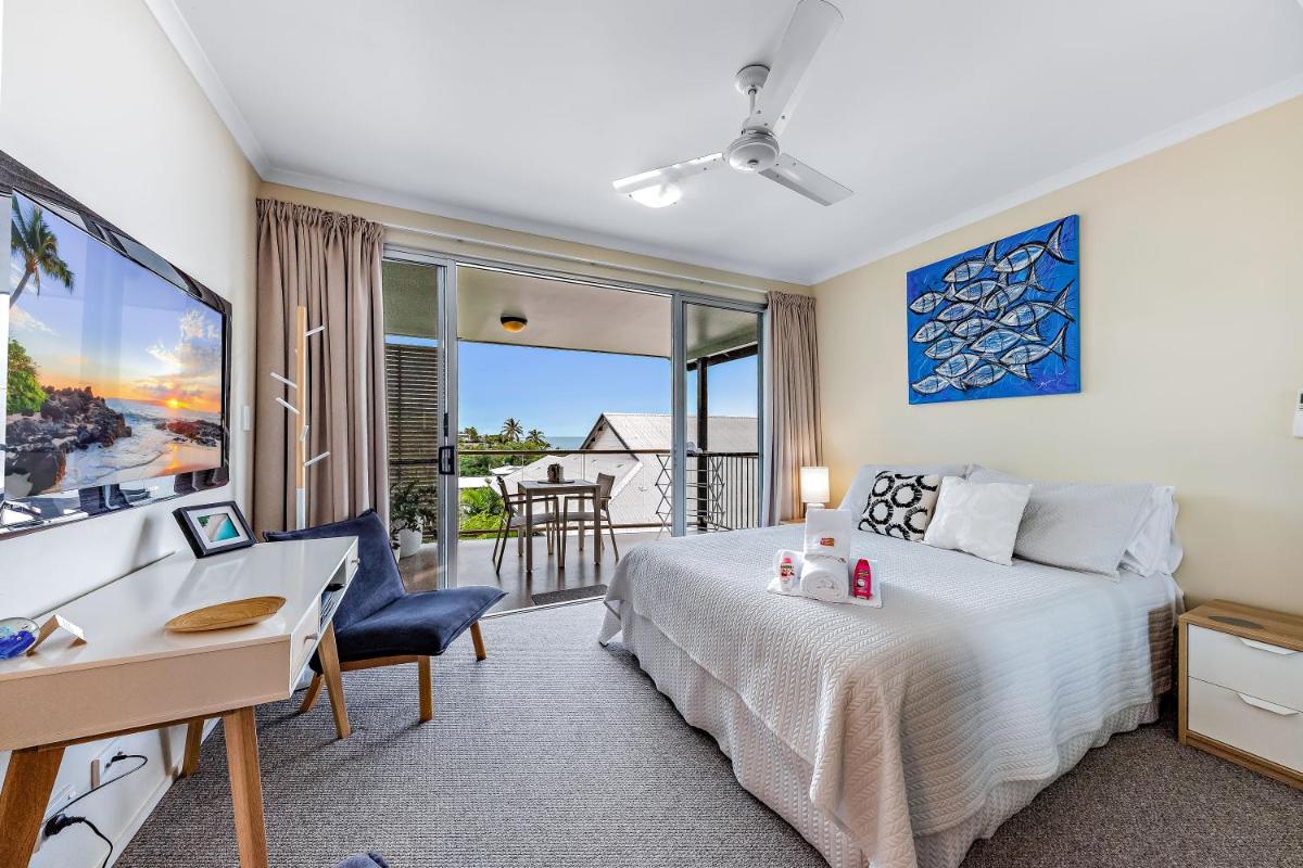 Studio 8 on Waterson view 4