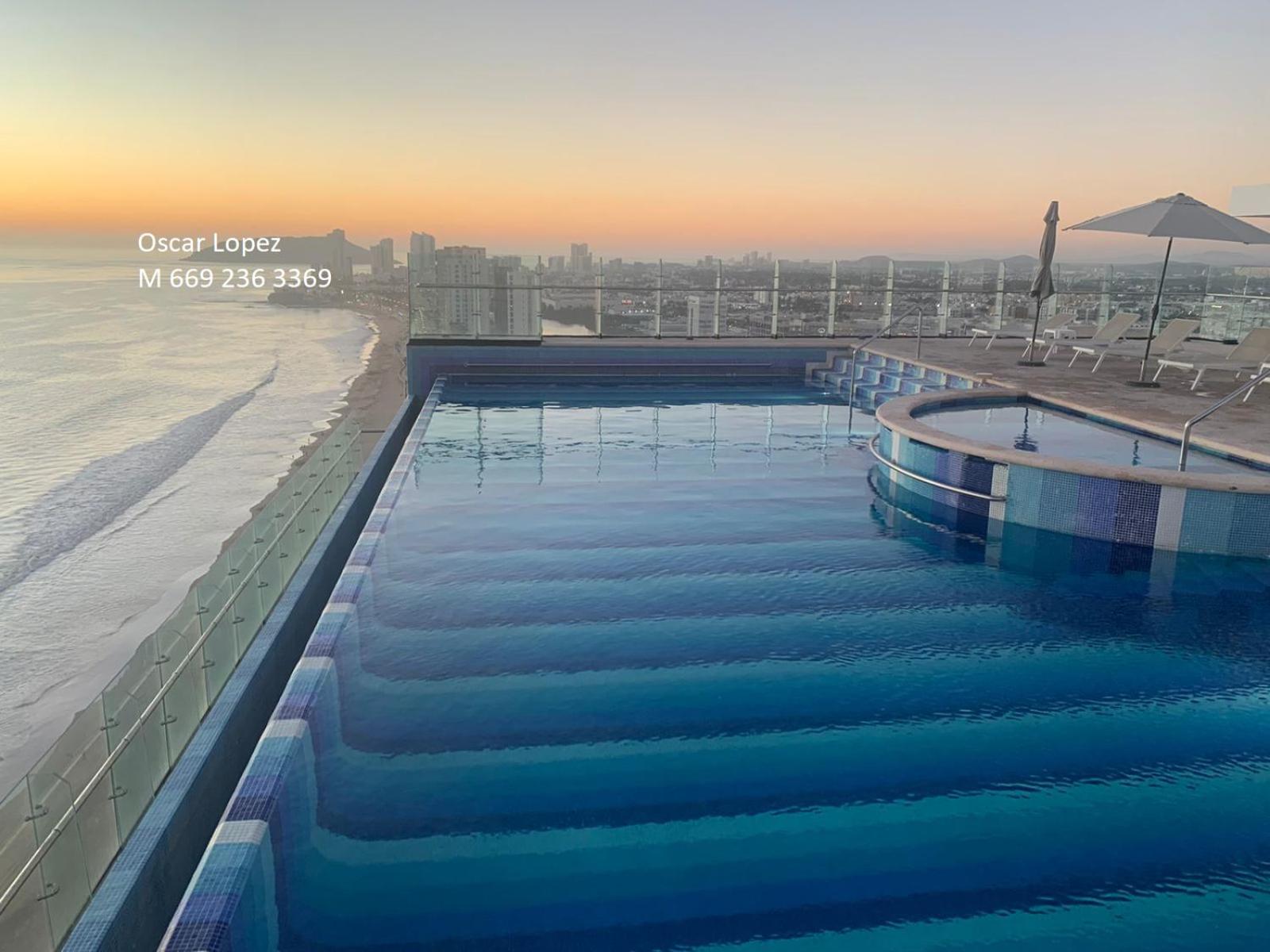 Condominio nuevo de lujo sobre el Malecon de Mazatlán view 4