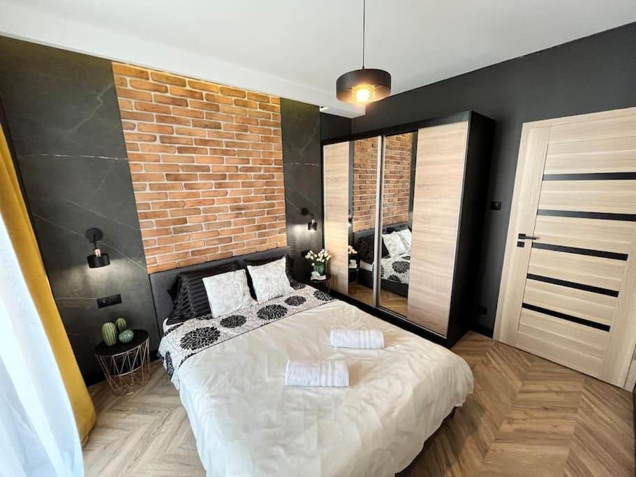 Turzycowa Loft - stylish apartment view 3