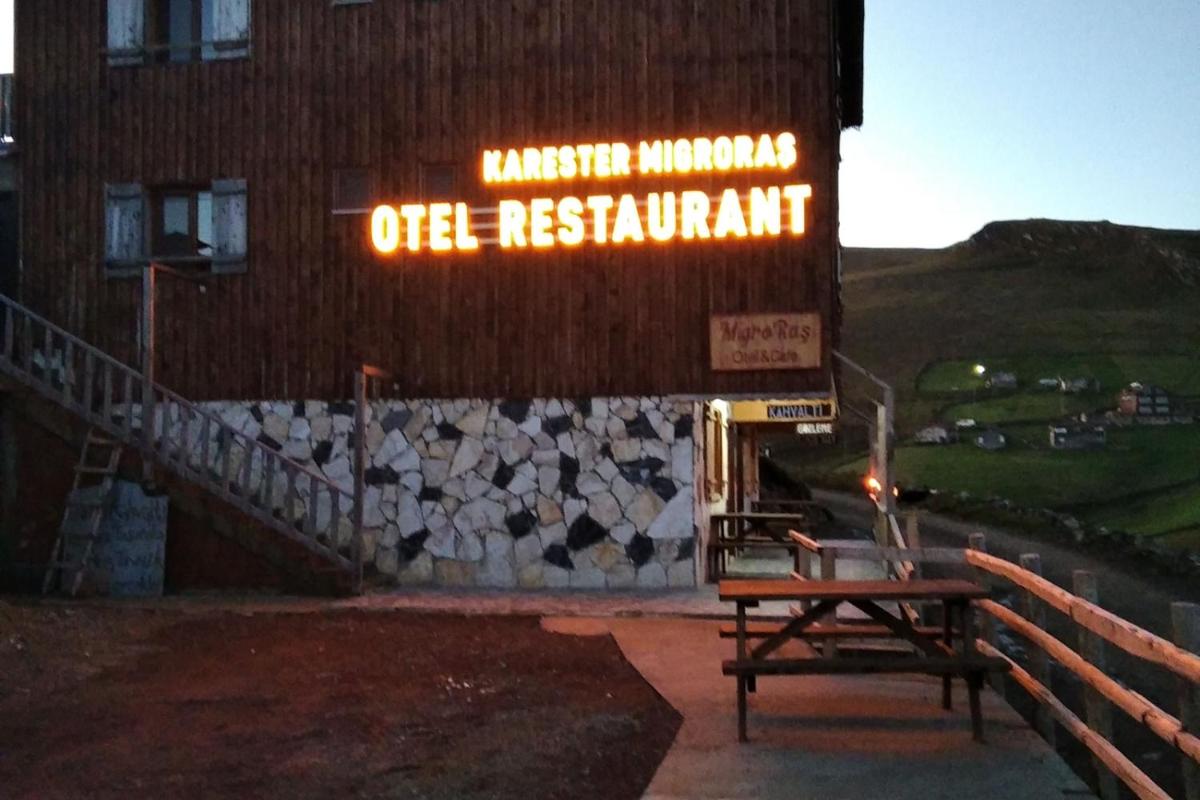 restaurant