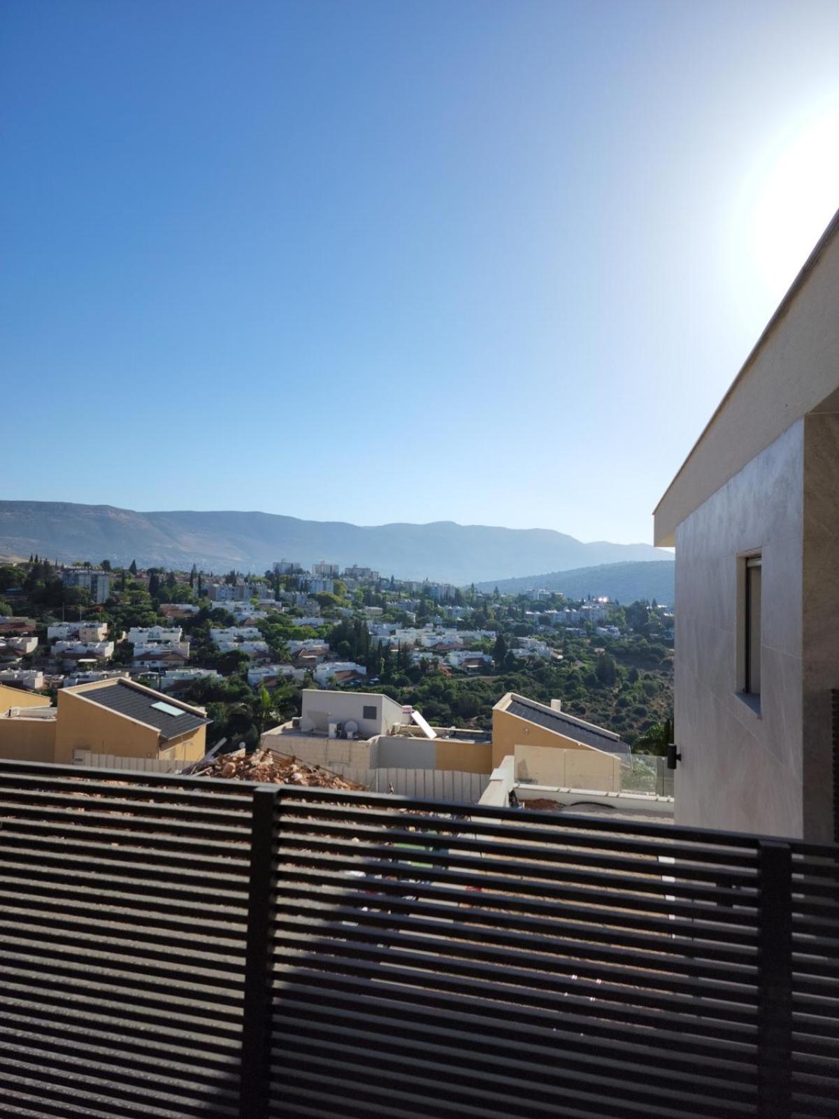 studio ilanit view 2