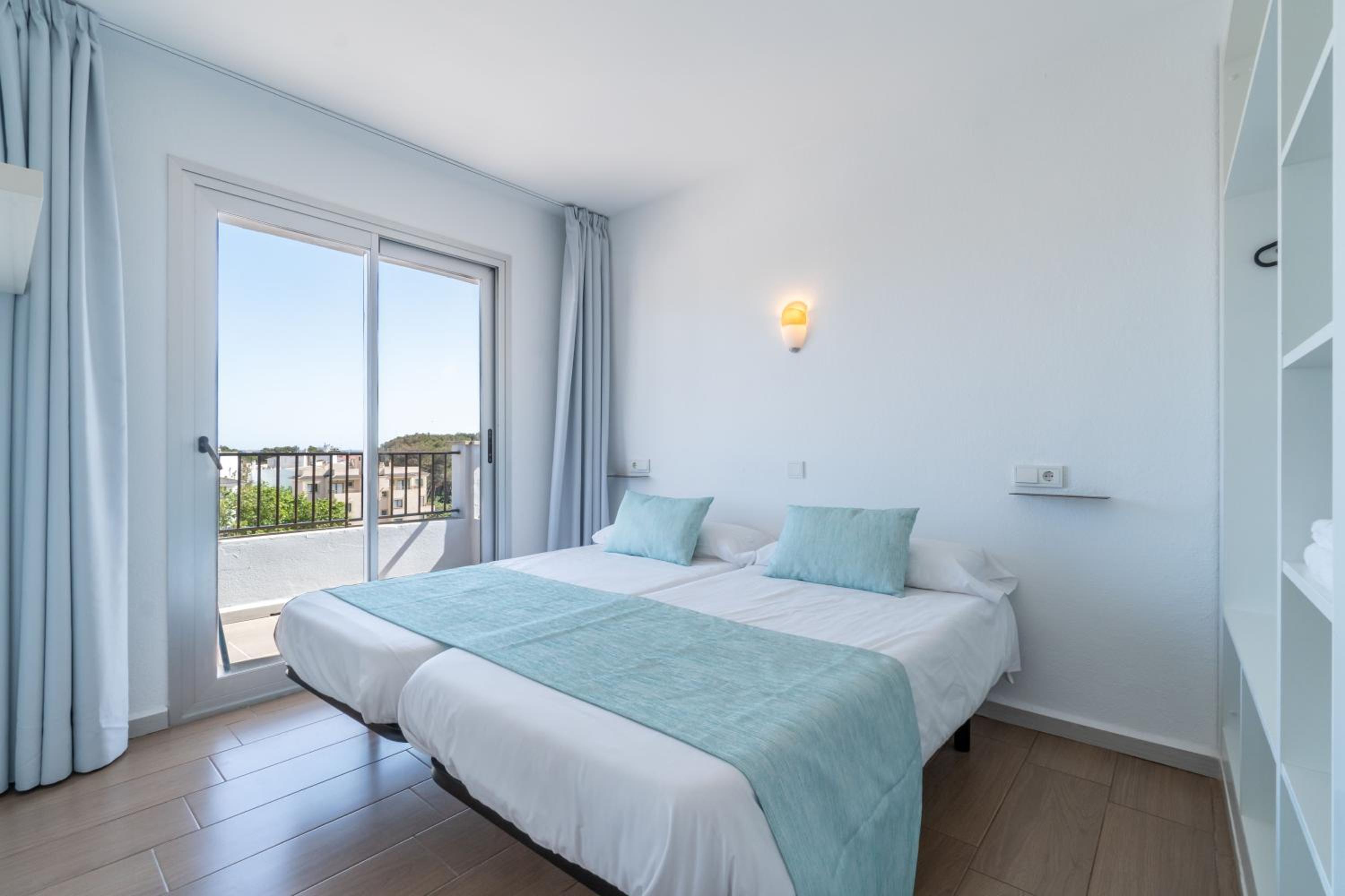 Apartaments La Perla Negra