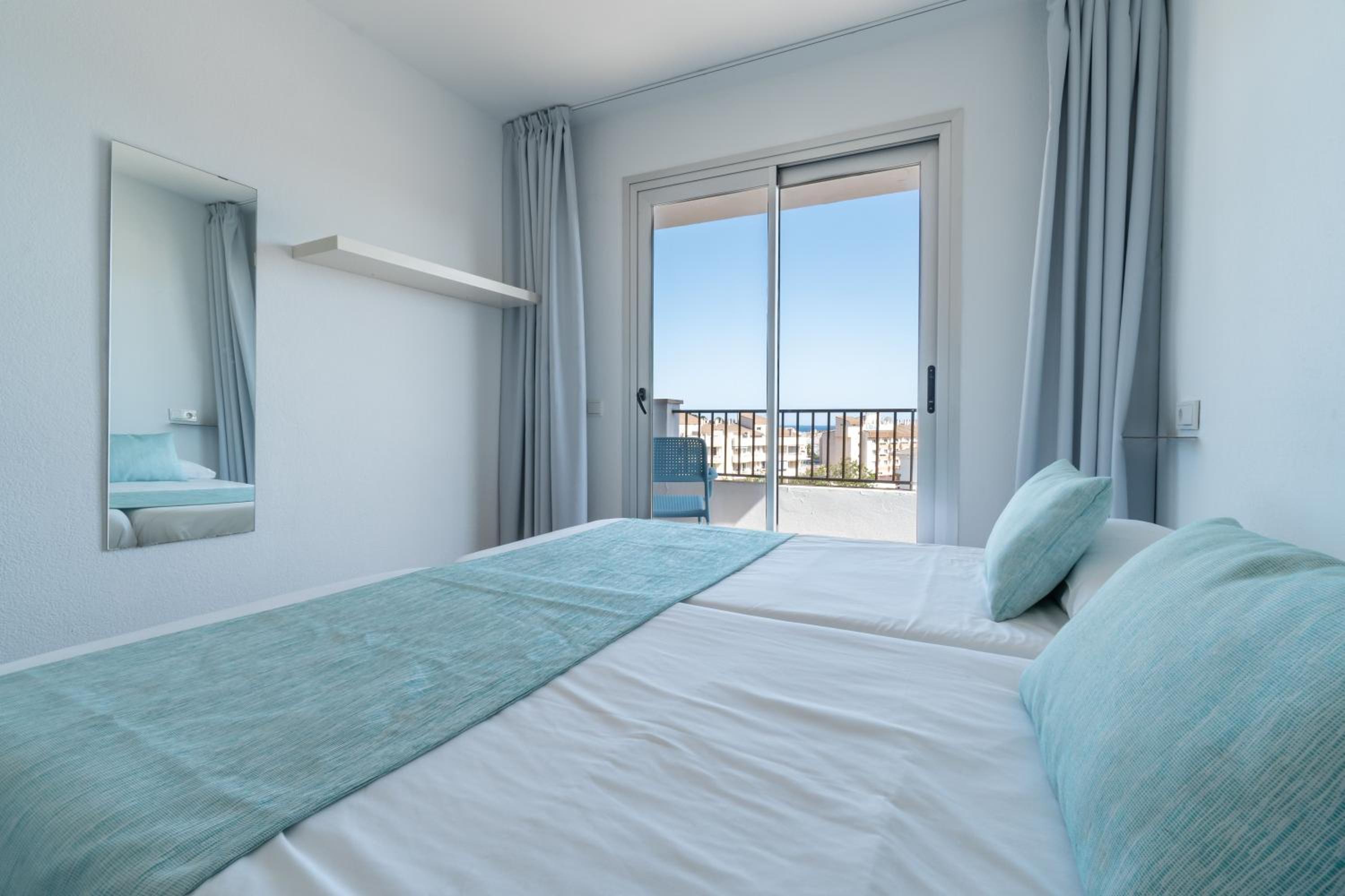 Apartaments La Perla Negra