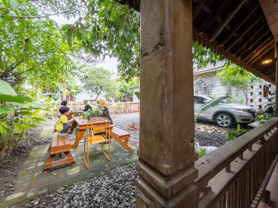 Omah Joho Guesthouse view 3