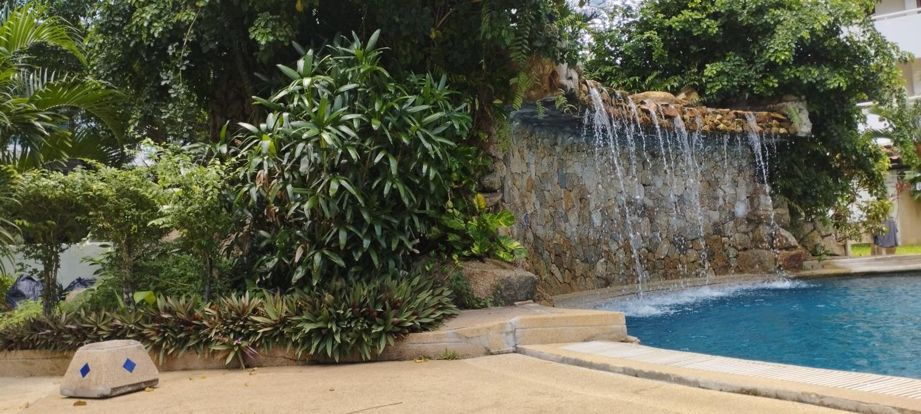 Patong beach apartment for up to 4 person view 5