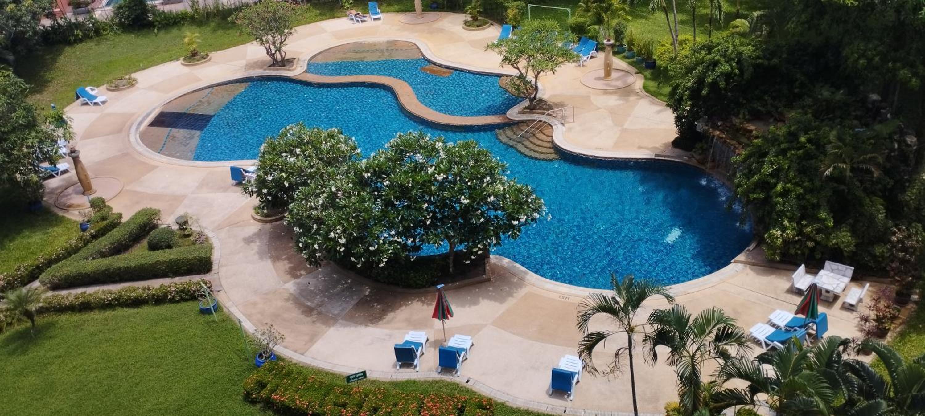 Patong beach apartment for up to 4 person view 2