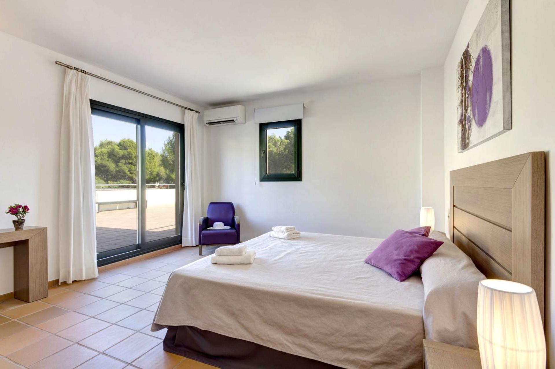 Villa Julietta by Villa Plus