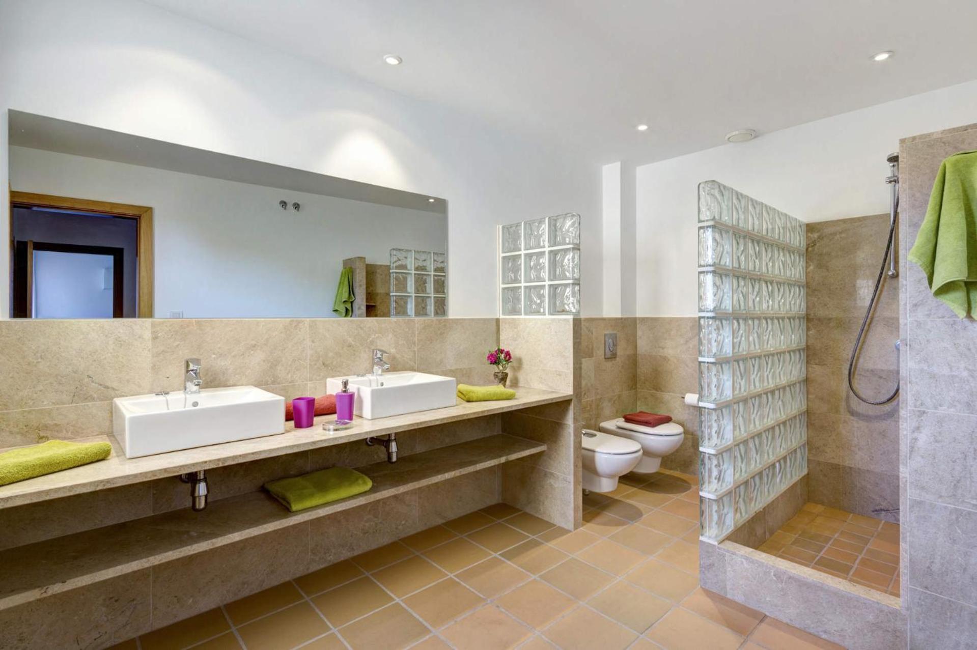 Villa Julietta by Villa Plus