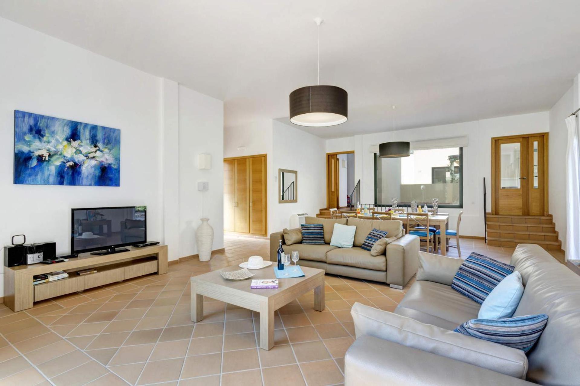 Villa Julietta by Villa Plus