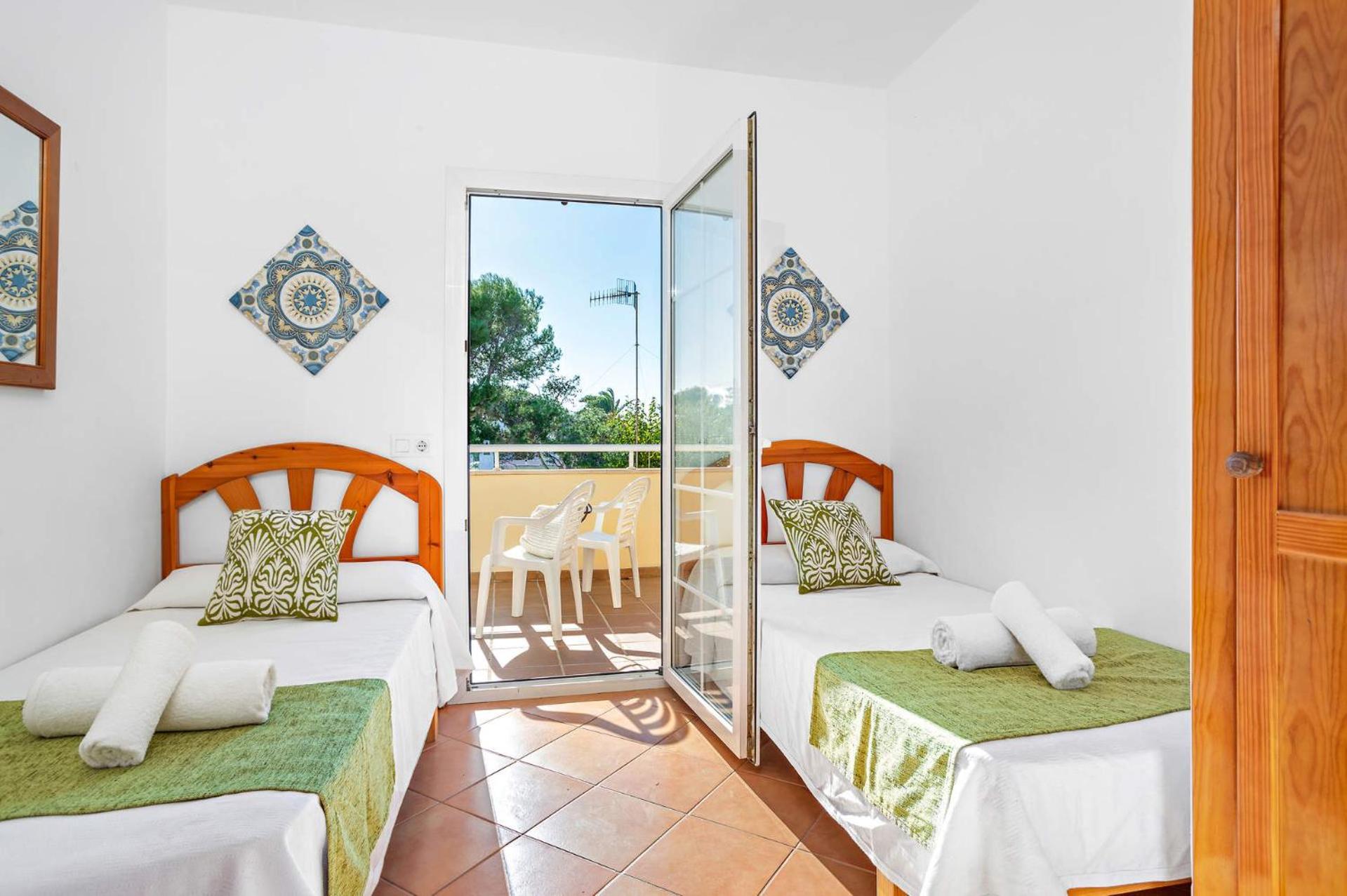 Villa Genestar by Villa Plus