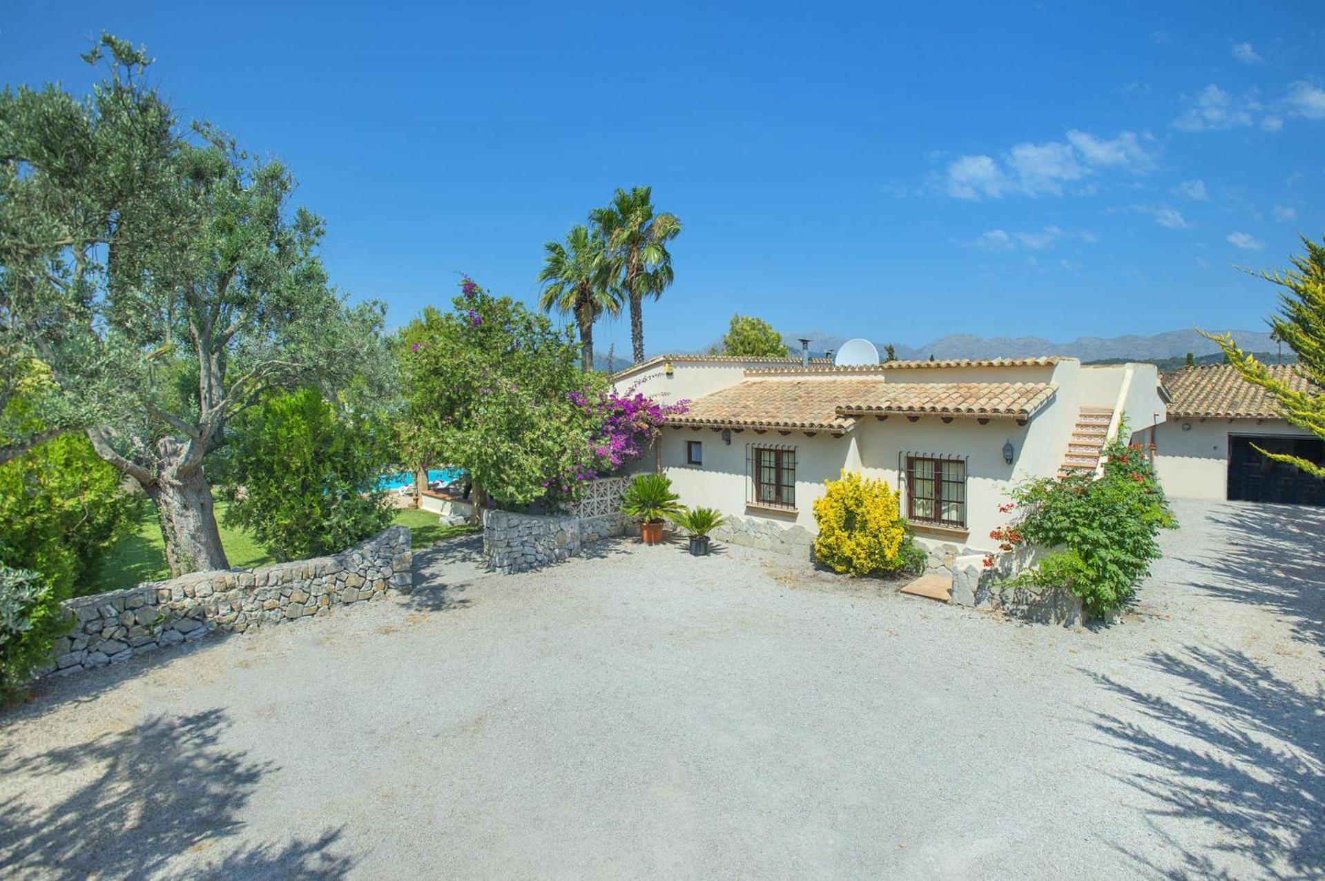 Villa Sebastian by Villa Plus