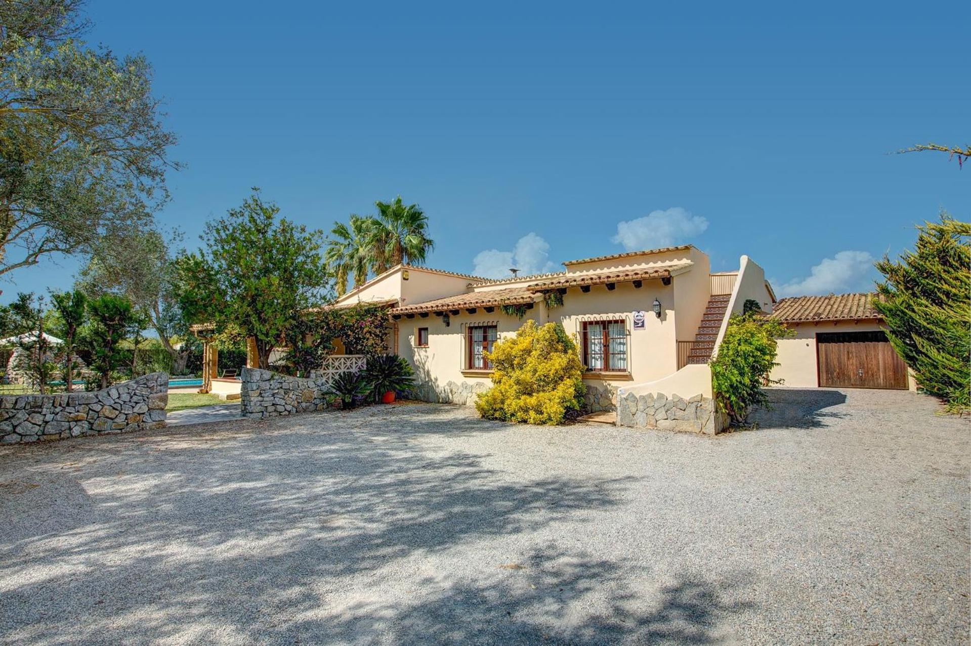 Villa Sebastian by Villa Plus