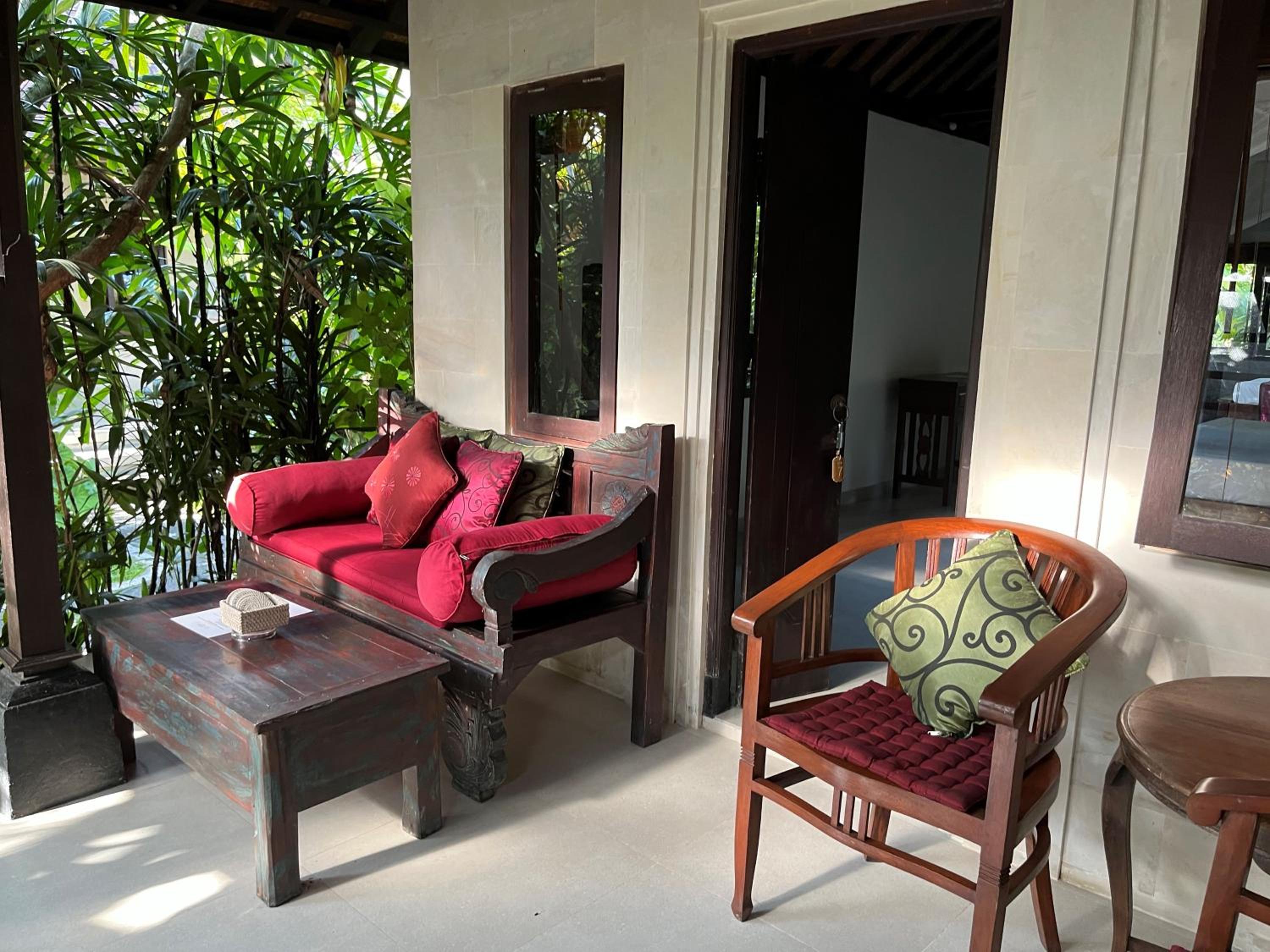 Sama's Cottages and Villas