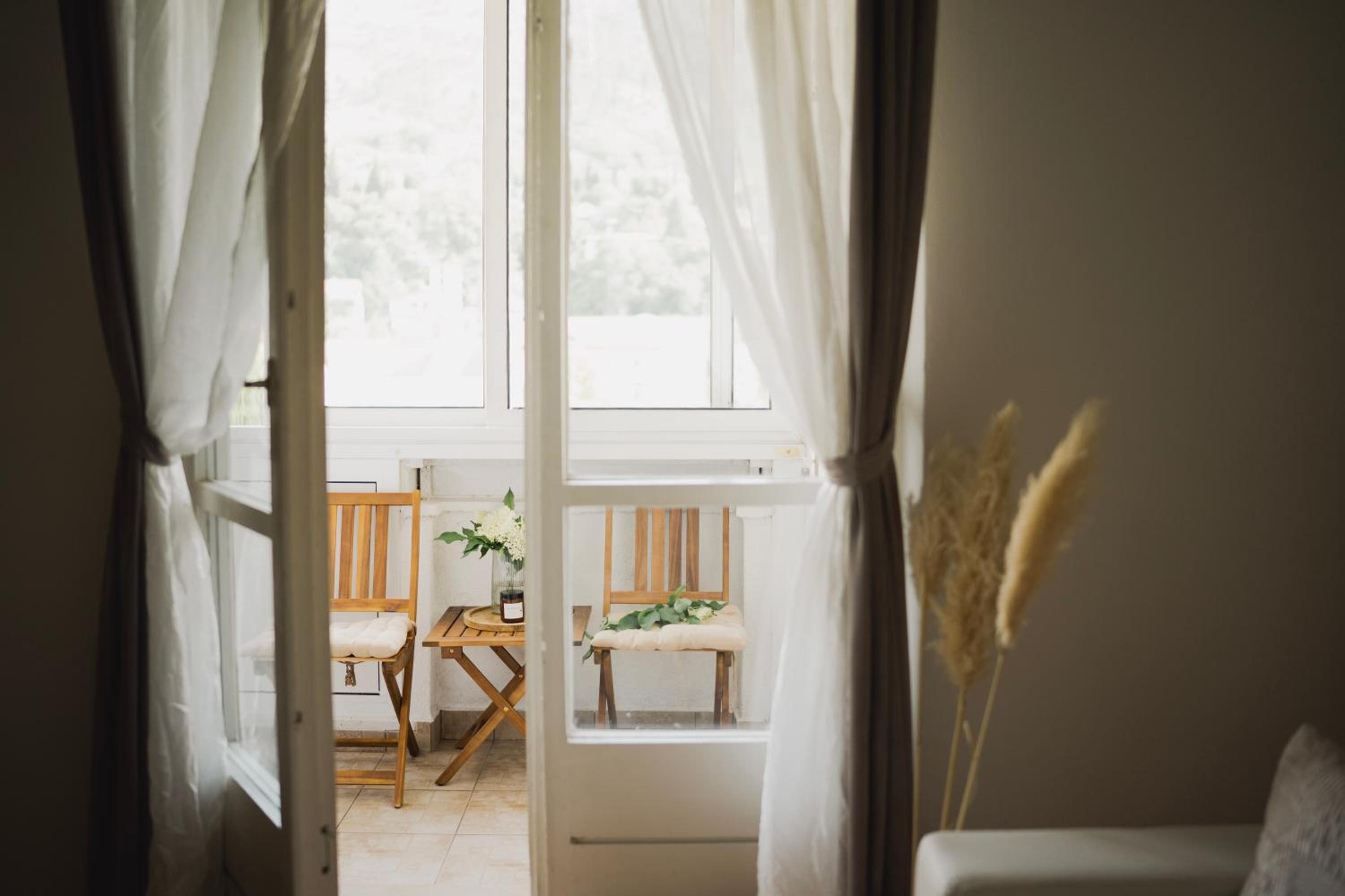 Riverland - lovely apartment Mostar view 4