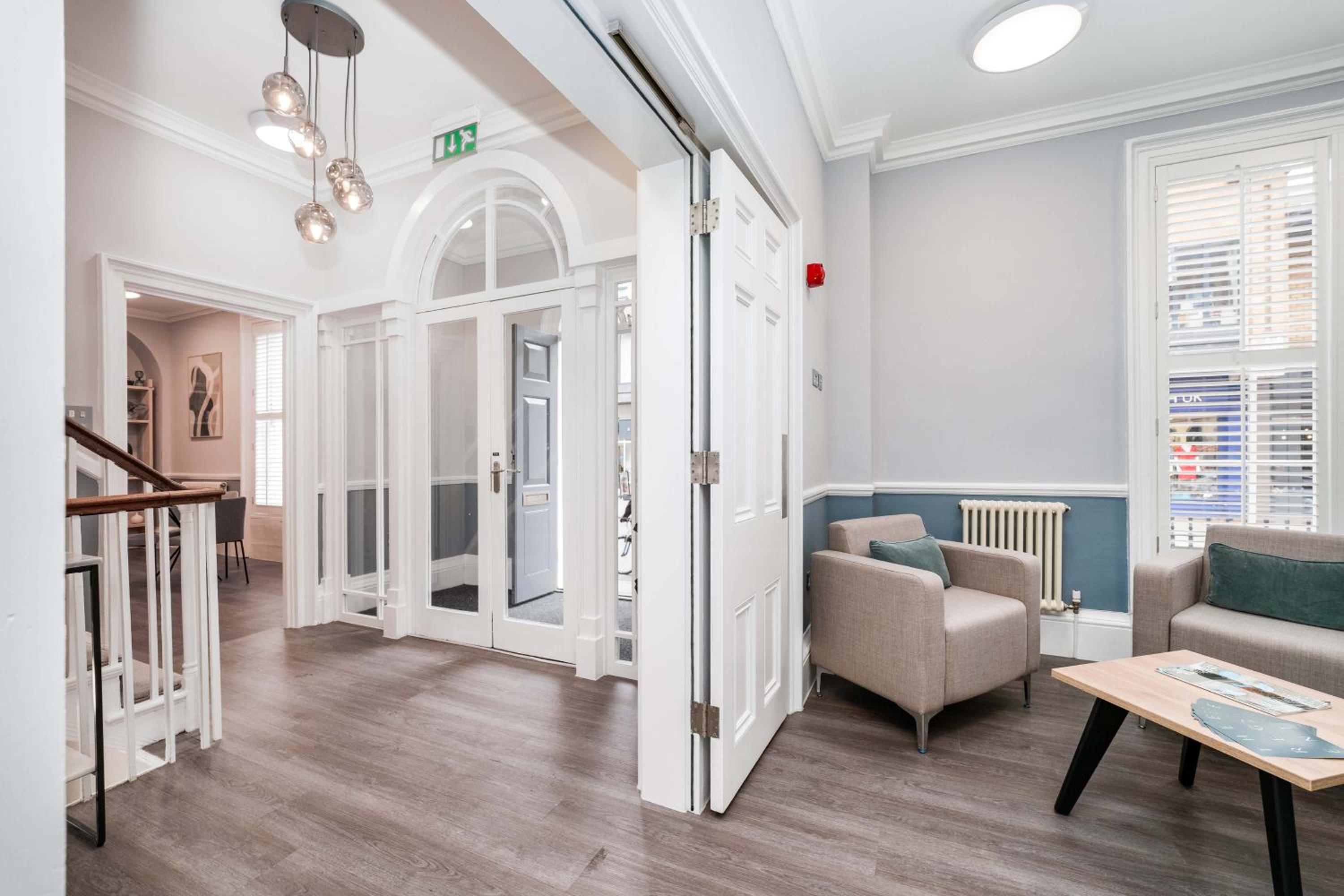 Hotel The Regent Aparthotel - Image 1