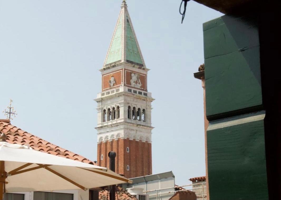 Anzolo Palace - Rooms & Apartments