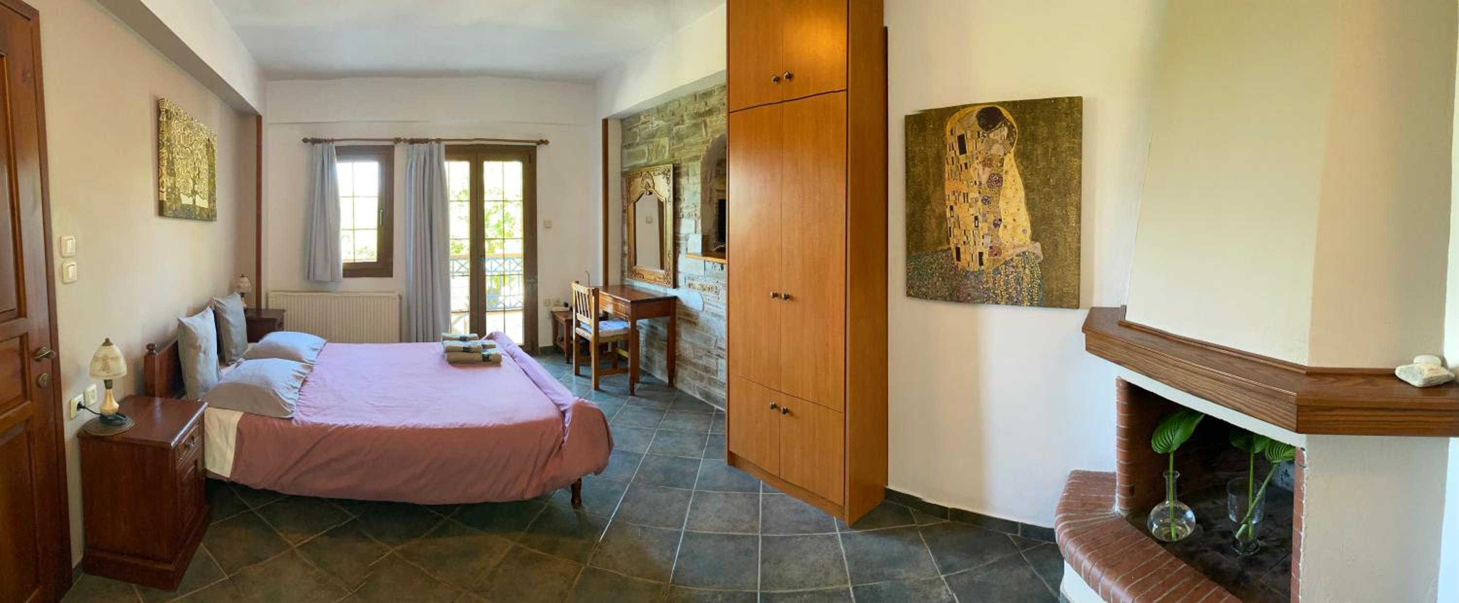 Artemisia House