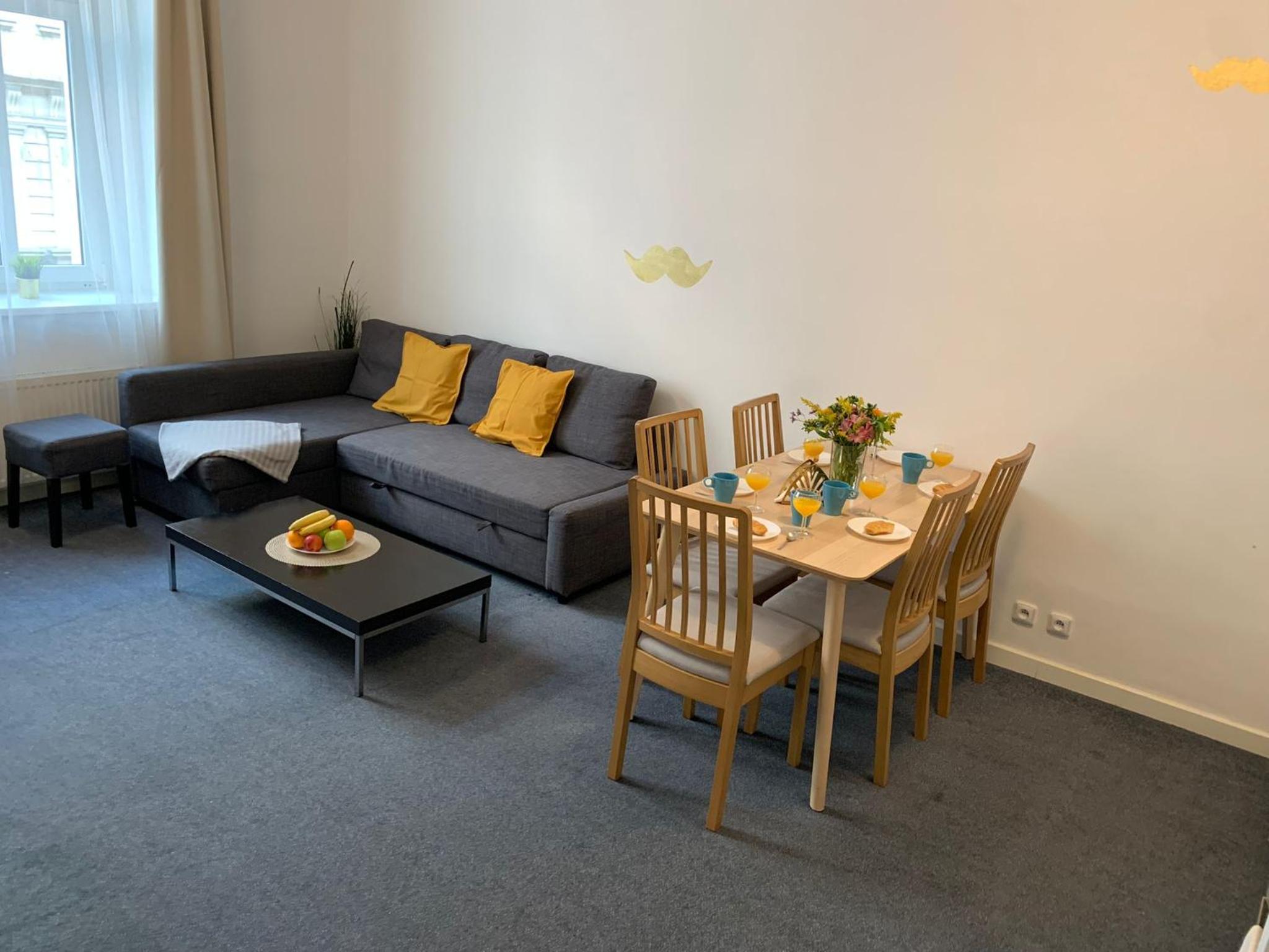 Little Tom Apartments