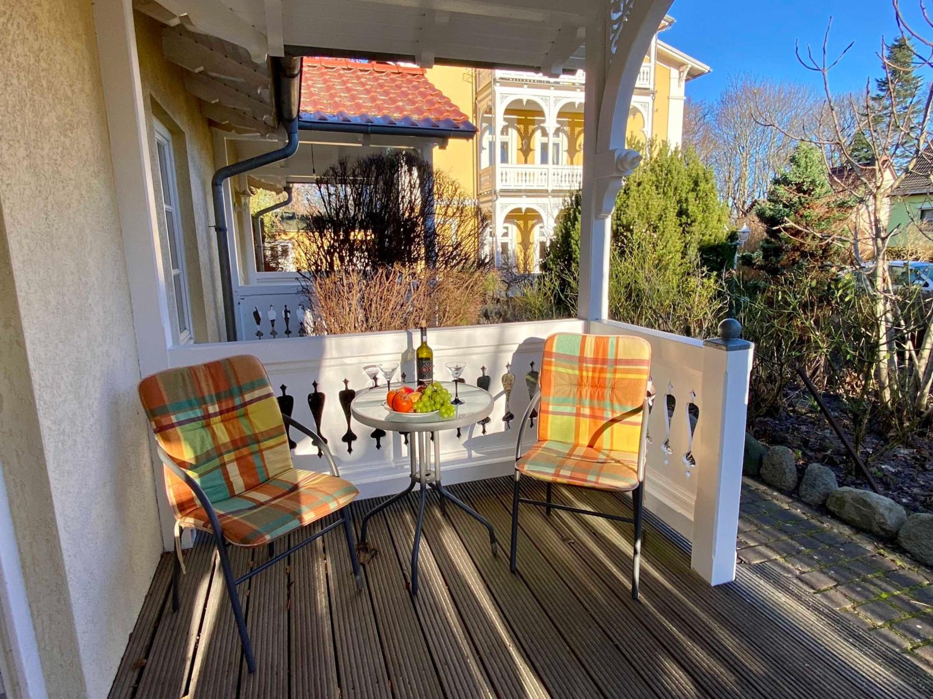 DEB 043 Ferienwohnungen im Ostseebad Göhren Landhaus