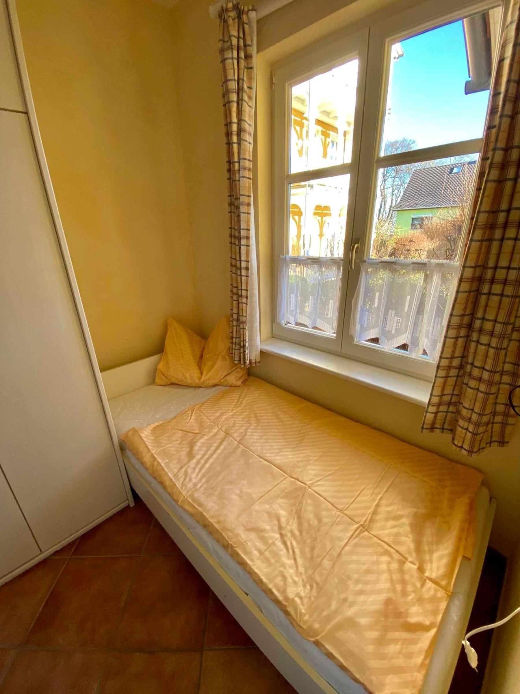 DEB 043 Ferienwohnungen im Ostseebad Göhren Landhaus