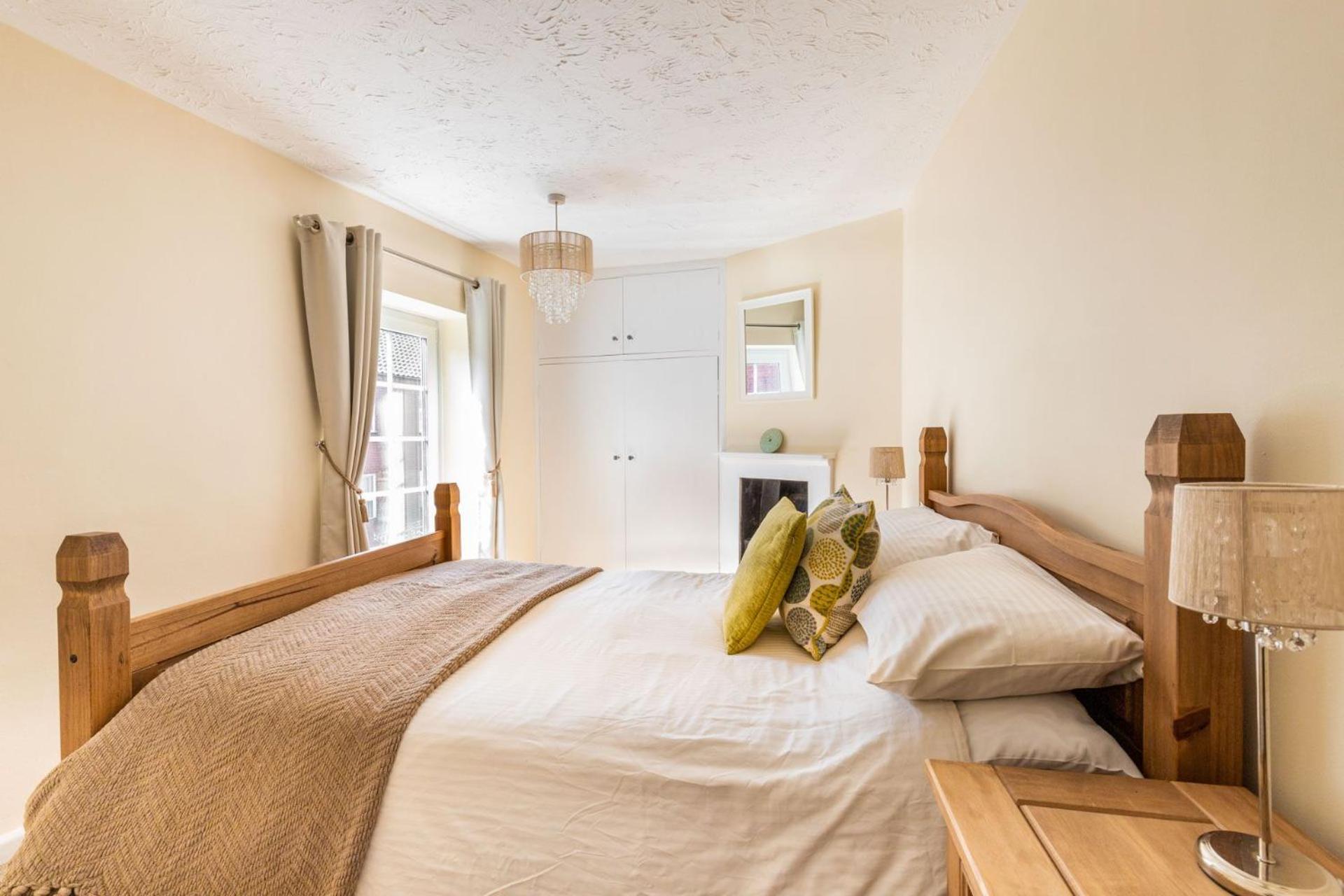 Host & Stay - West Street Cottage view 5