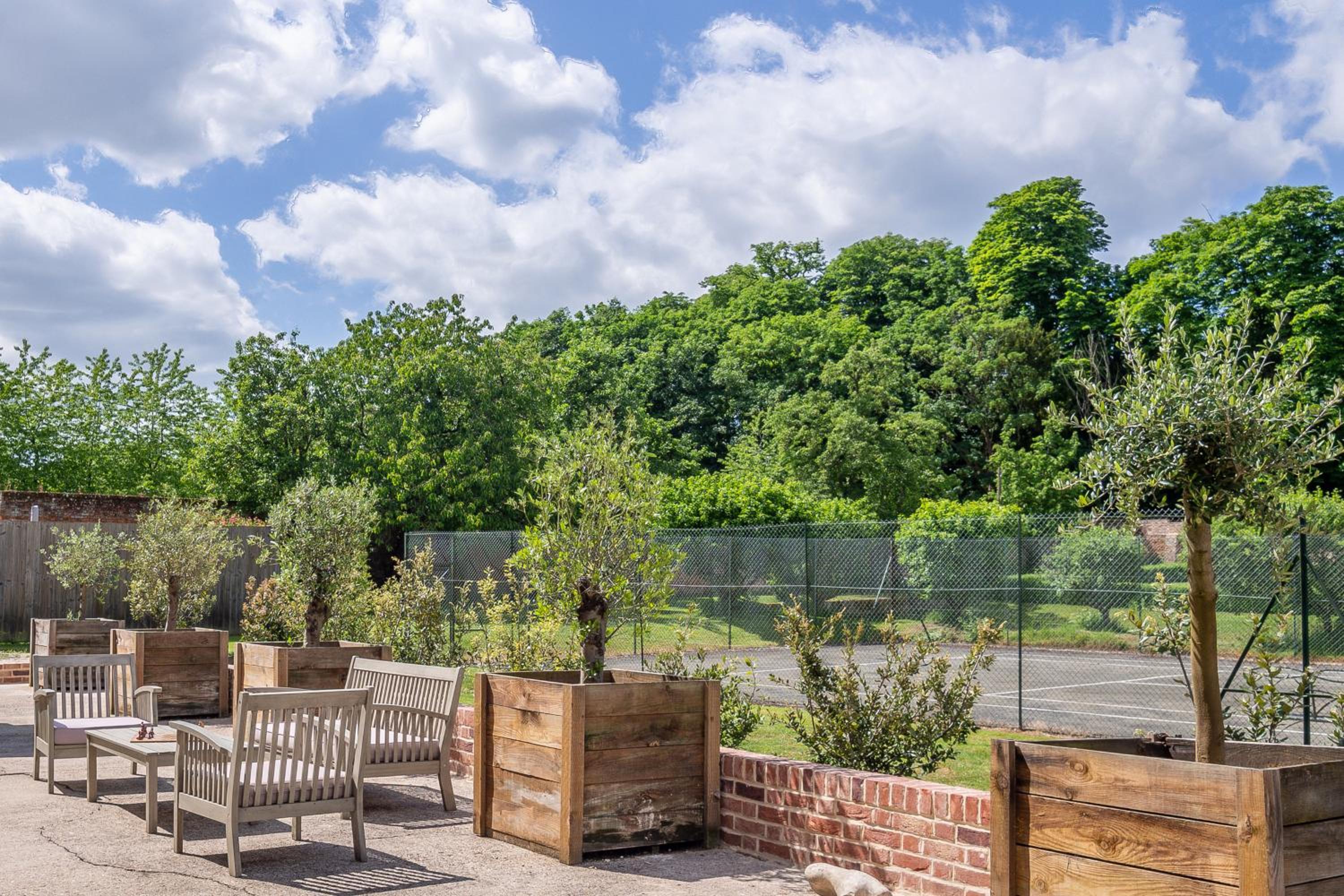 Stunning luxury cottage in historic country estate - Belchamp Hall Stables view 4
