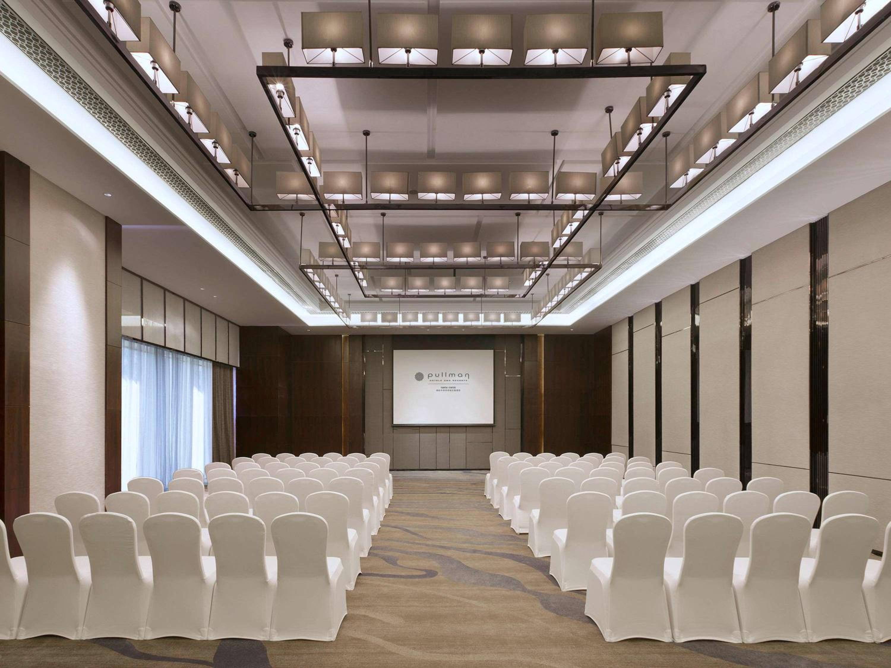 Yantai Vacations - Pullman Yantai Center - Property Image 7