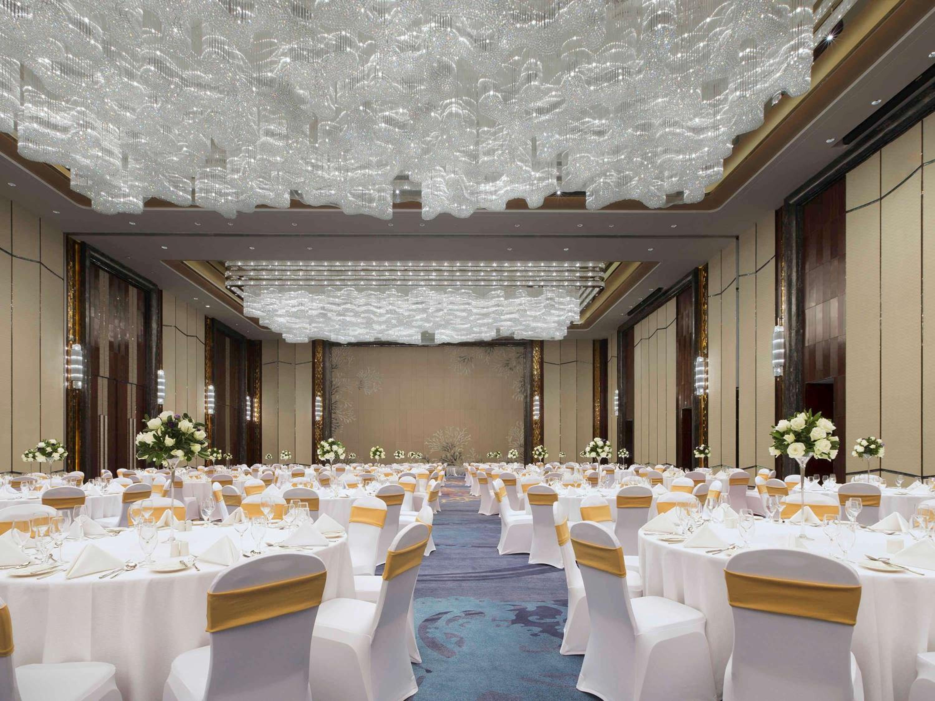 Yantai Vacations - Pullman Yantai Center - Property Image 12