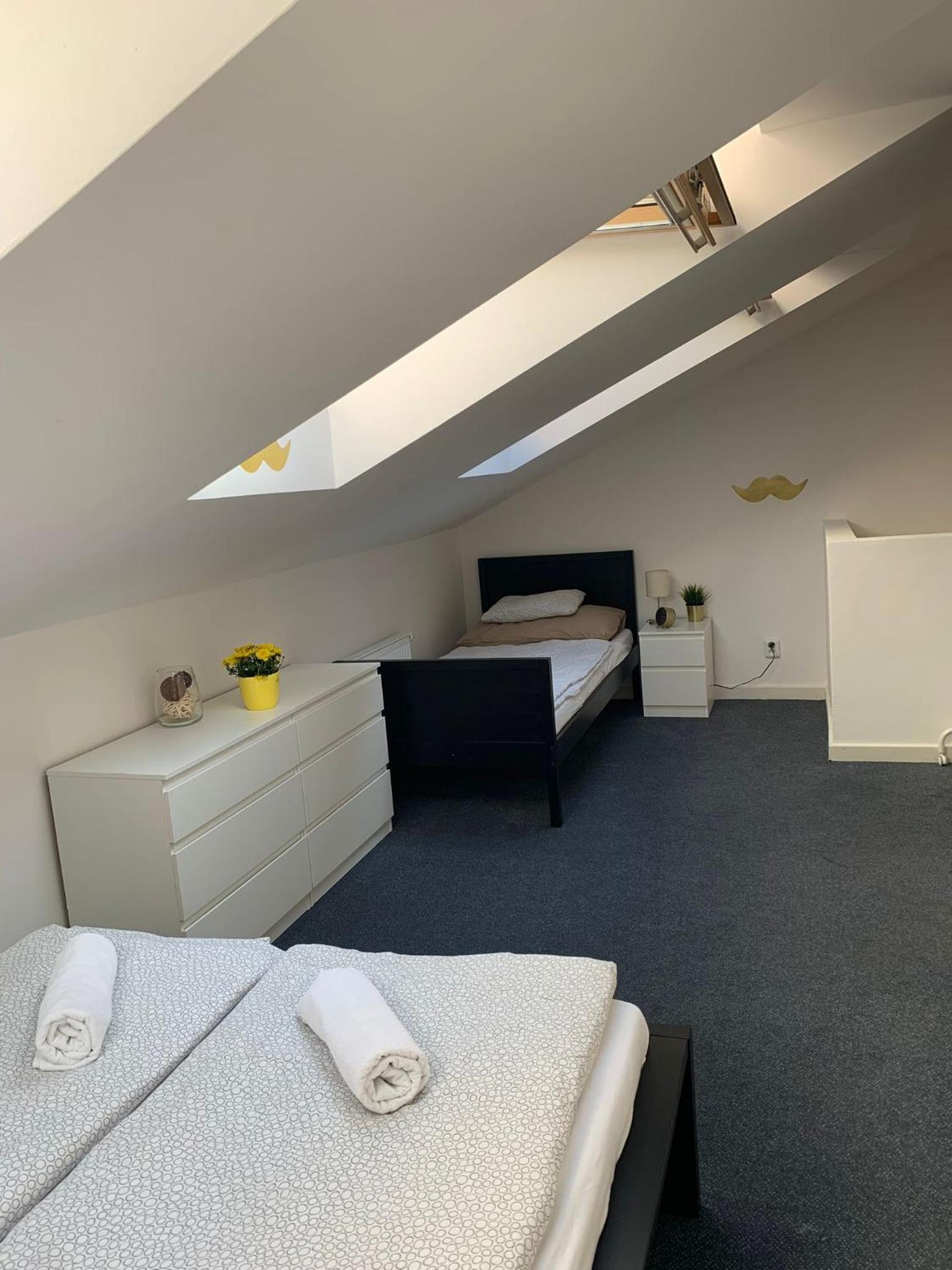 Little Tom Apartments