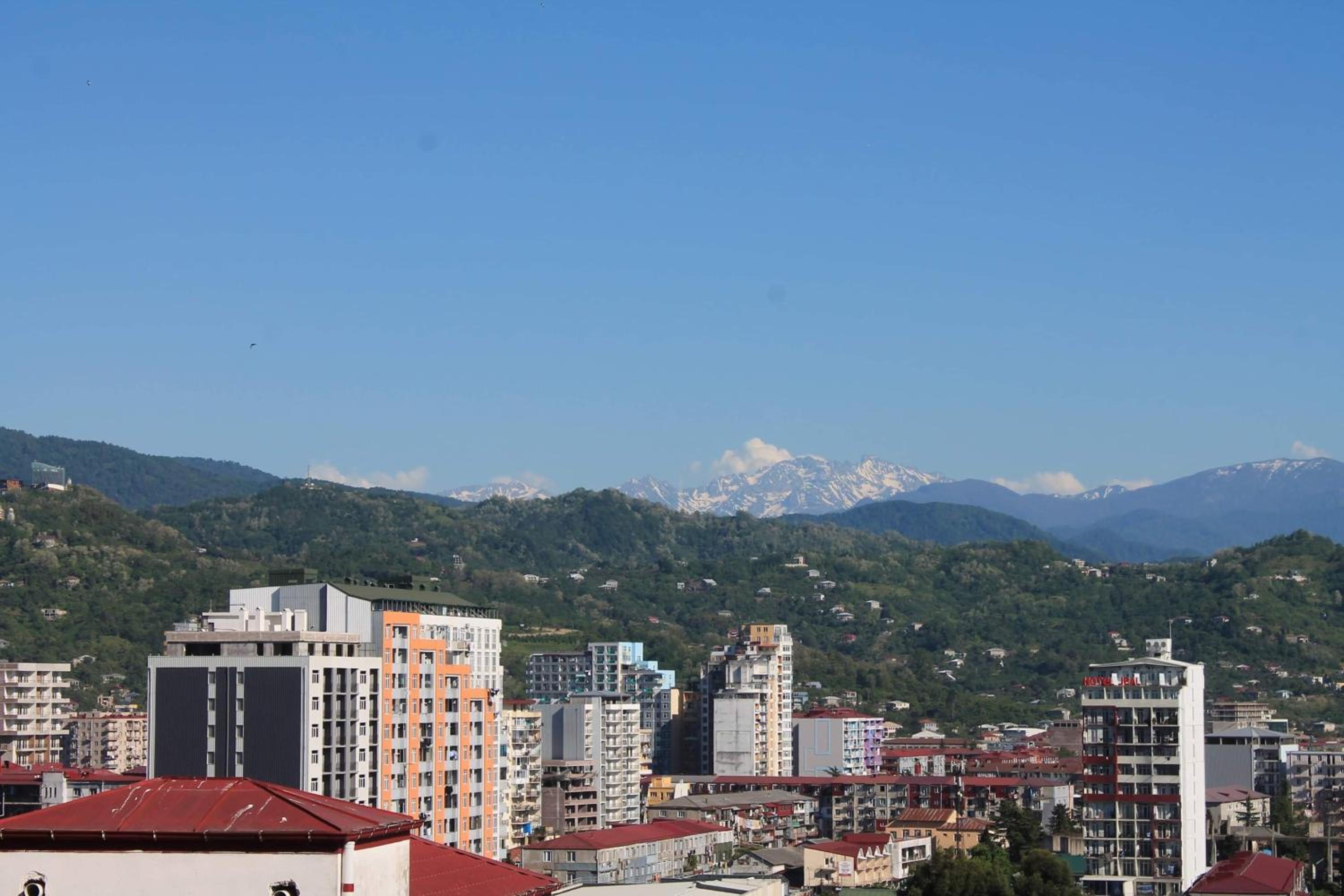 BerApartment with Mountain View view 2