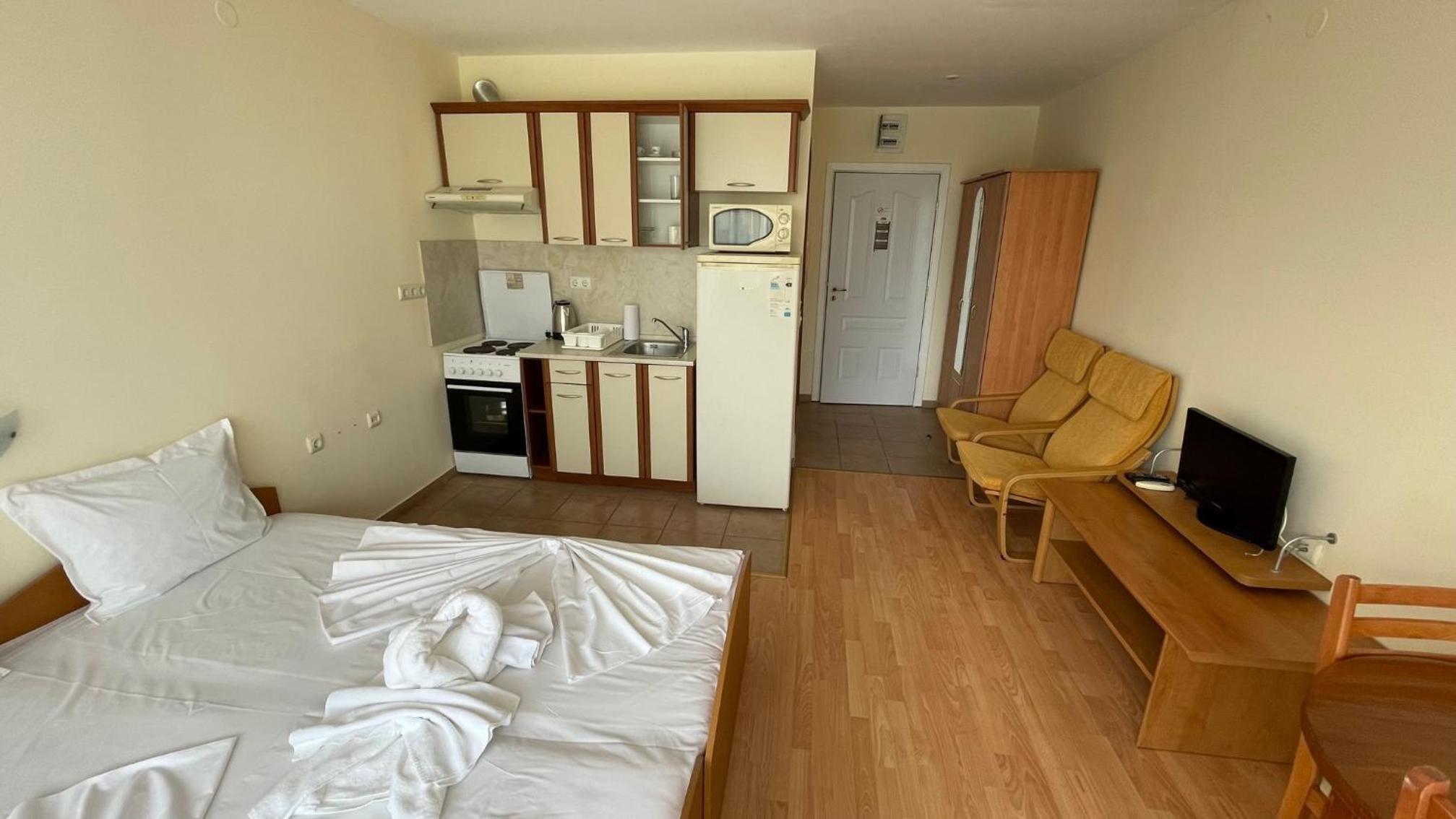 FORT NOKS HOLIDAY A2-61 Large Studio Sunny Beach