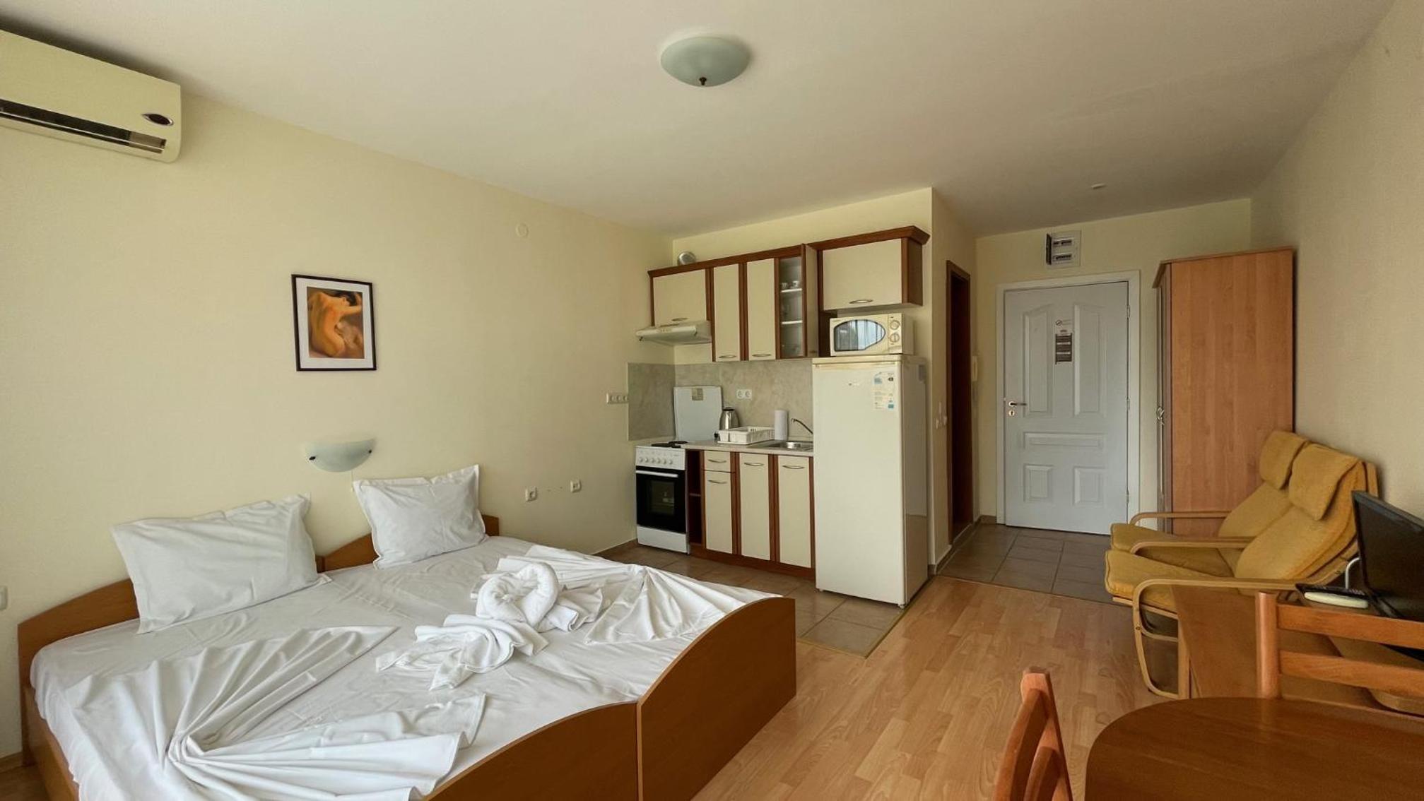FORT NOKS HOLIDAY A2-61 Large Studio Sunny Beach