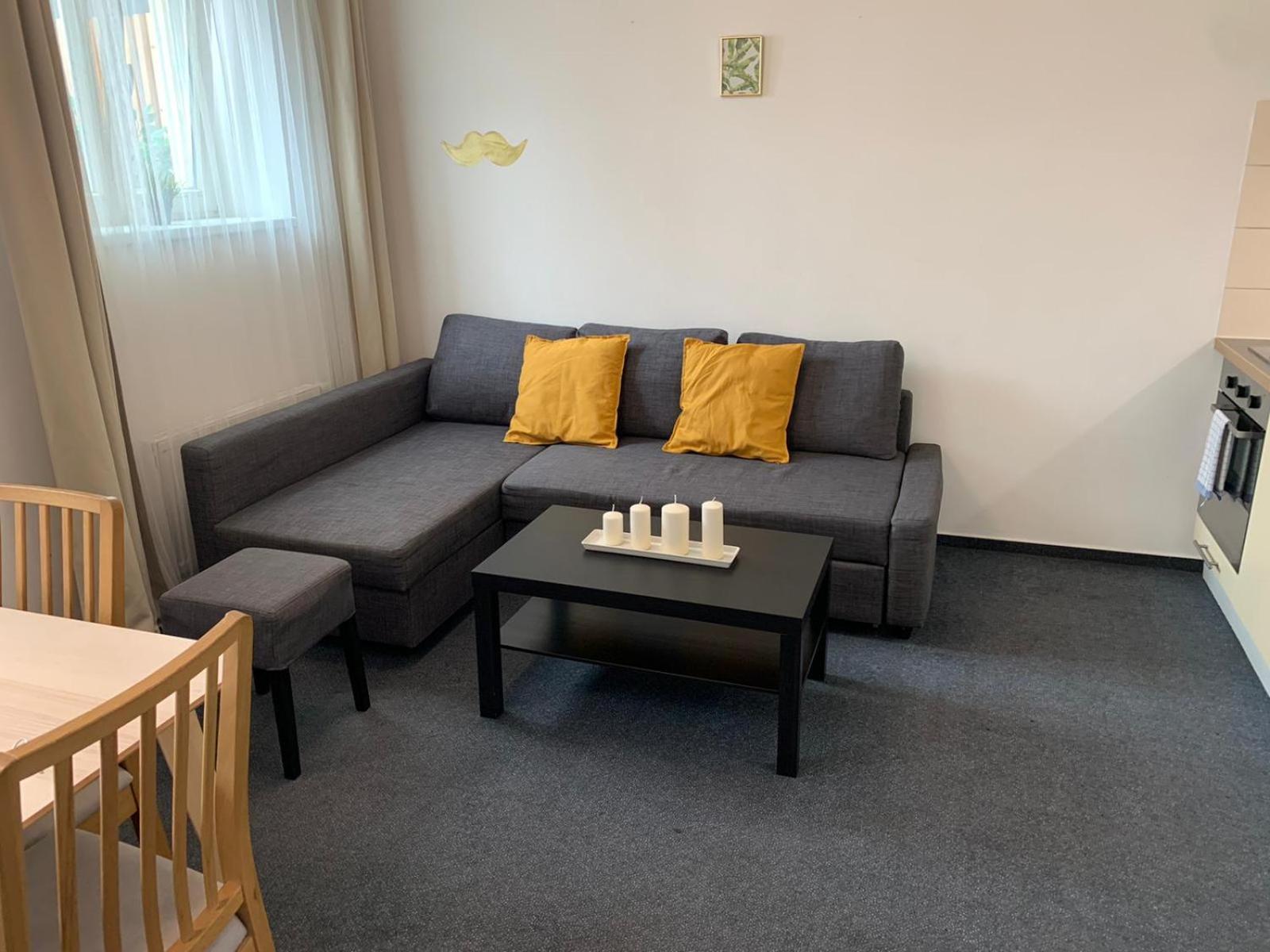 Little Tom Apartments