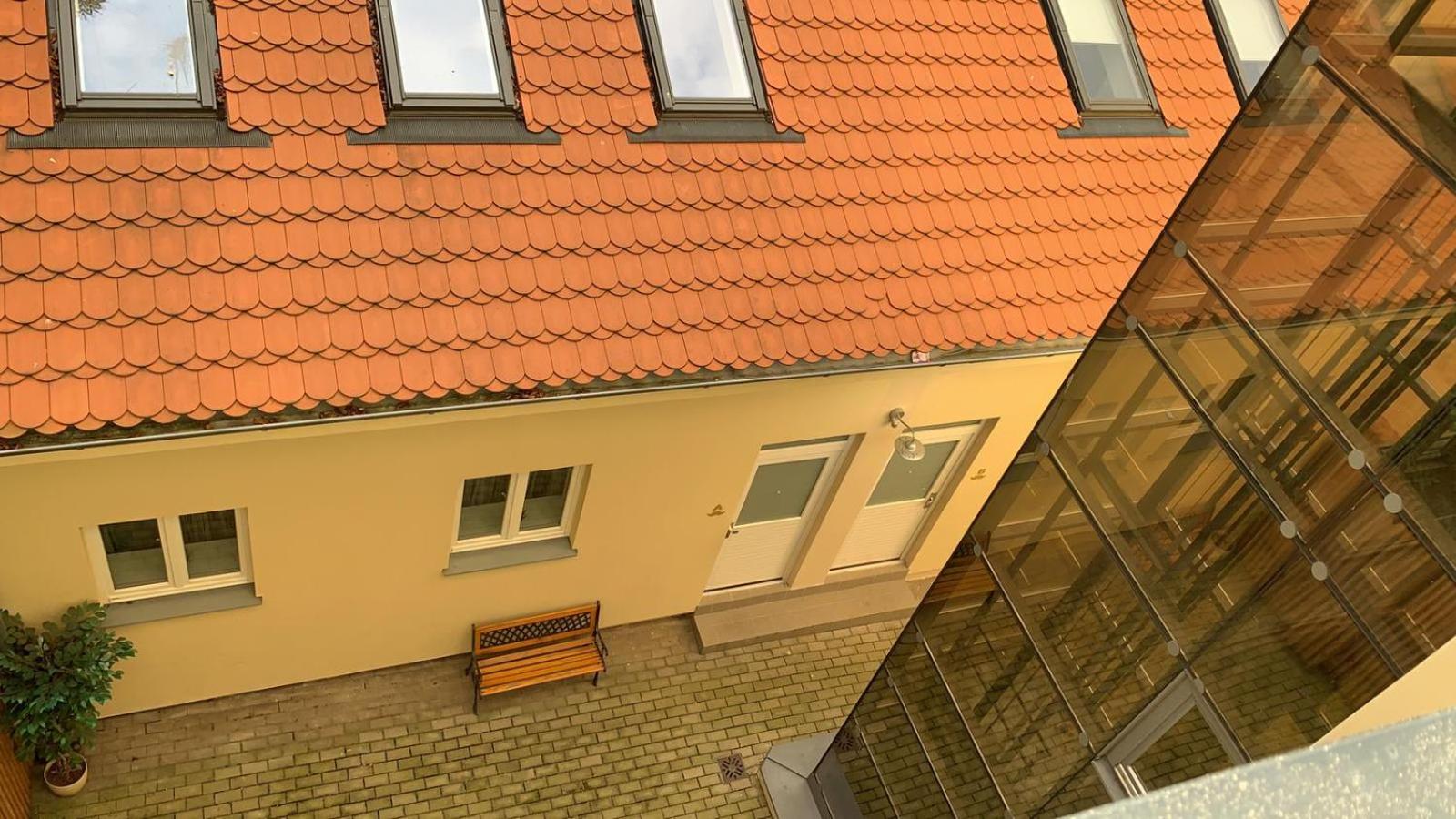Little Tom Apartments