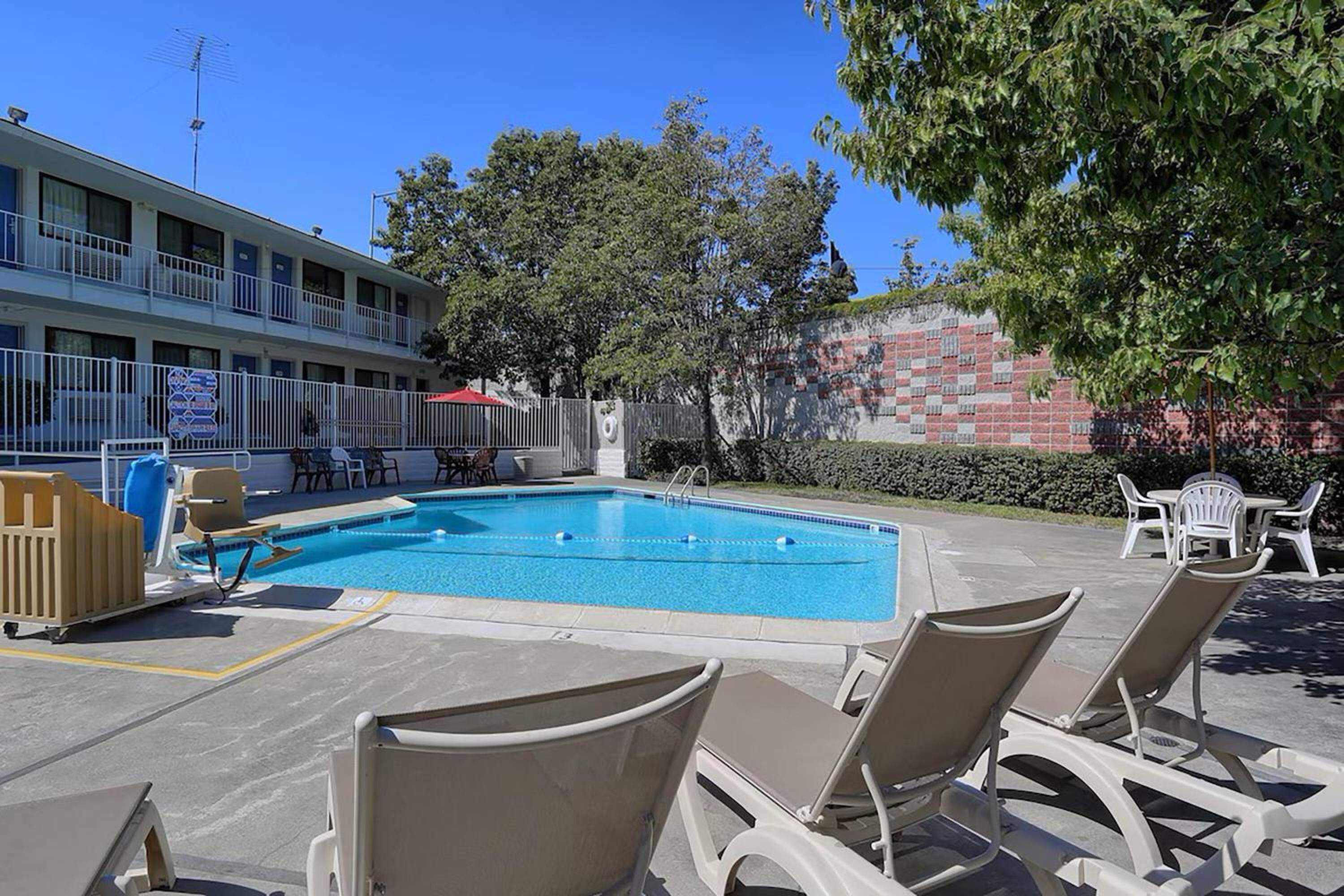 Super 8 by Wyndham Walnut Creek, Foto 4