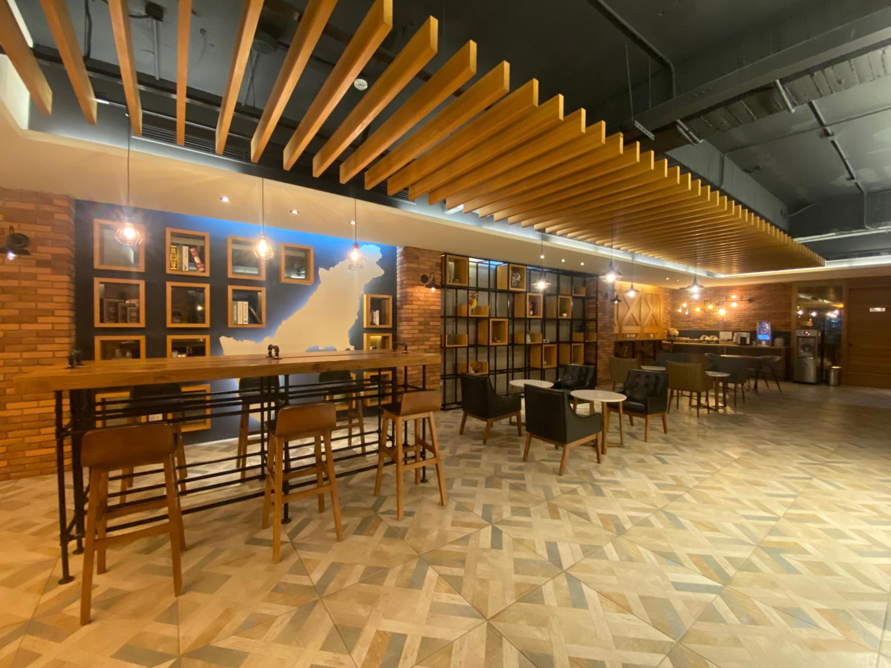 HX Hotel - Zuoying by HXgroup