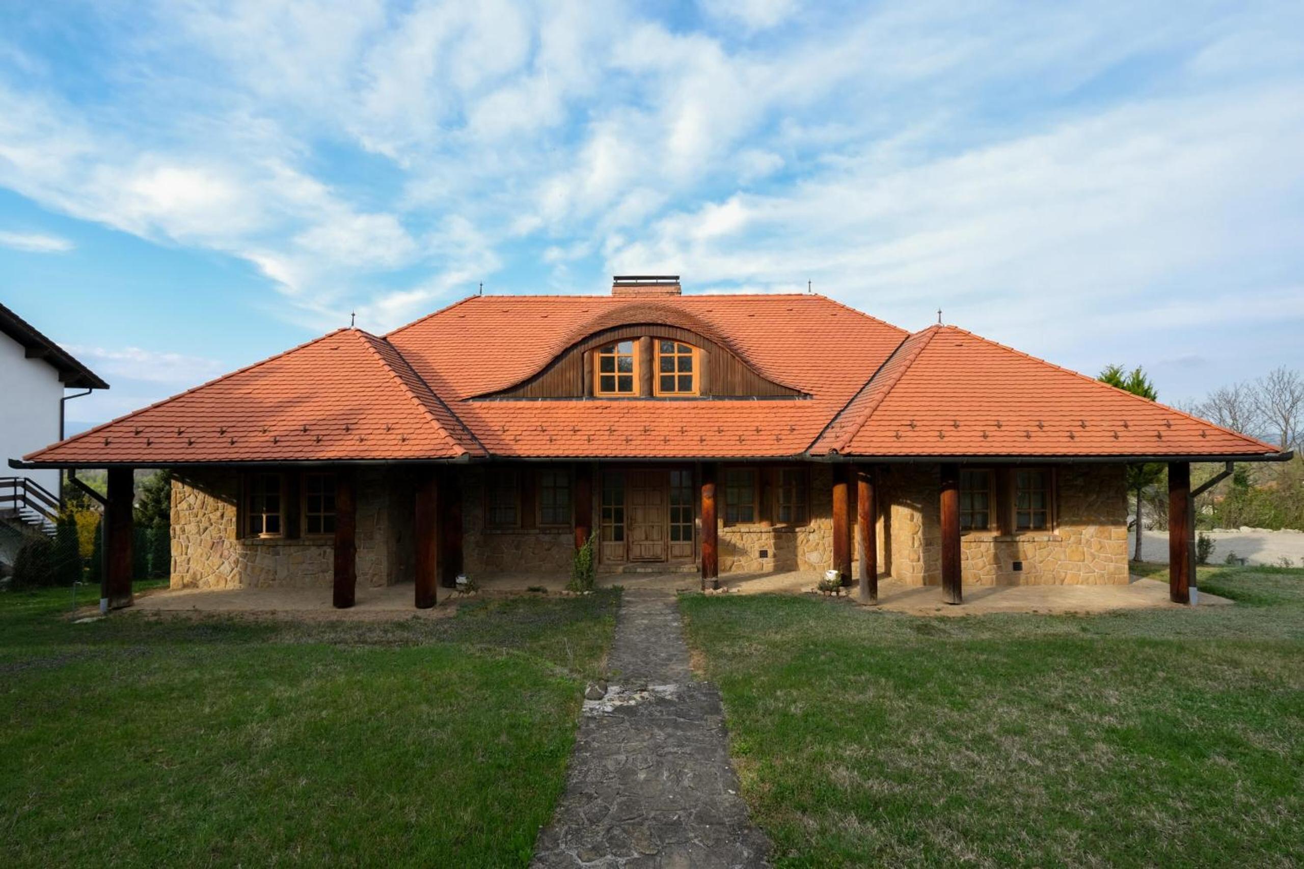 Donauresidenz view 4