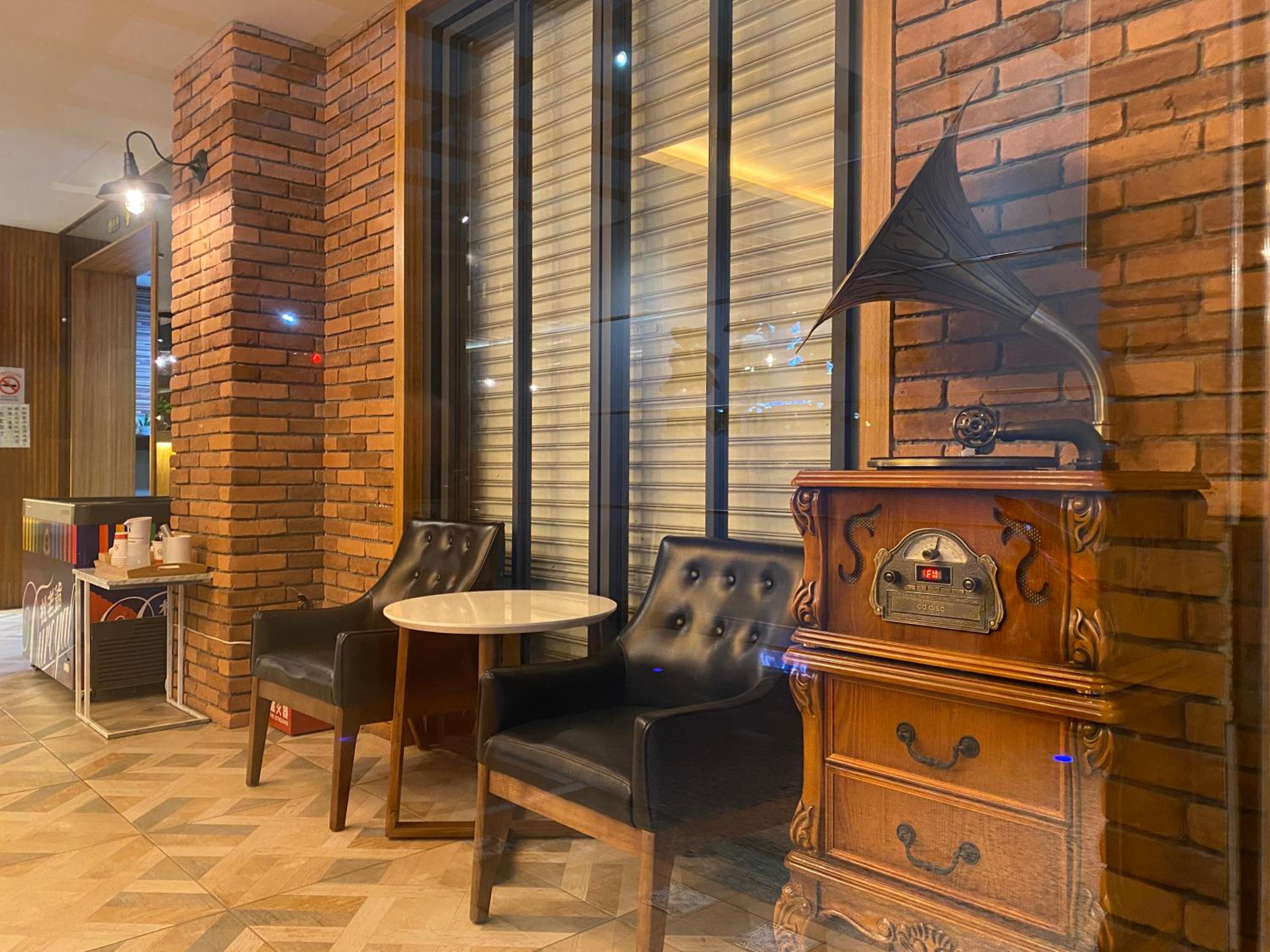 HX Hotel - Zuoying by HXgroup