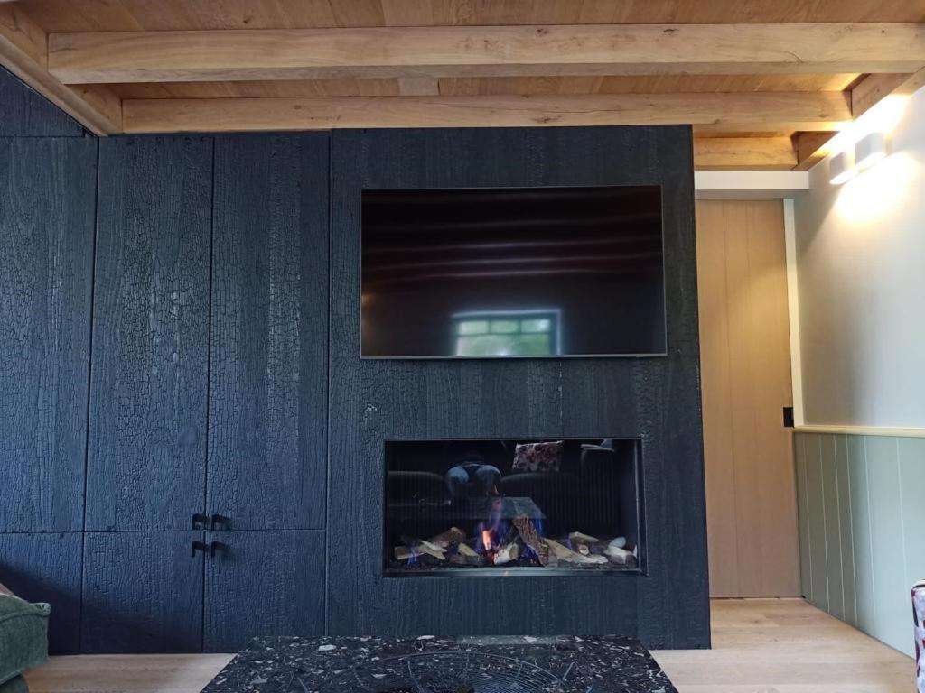 Mademoiselle Nineth met sauna