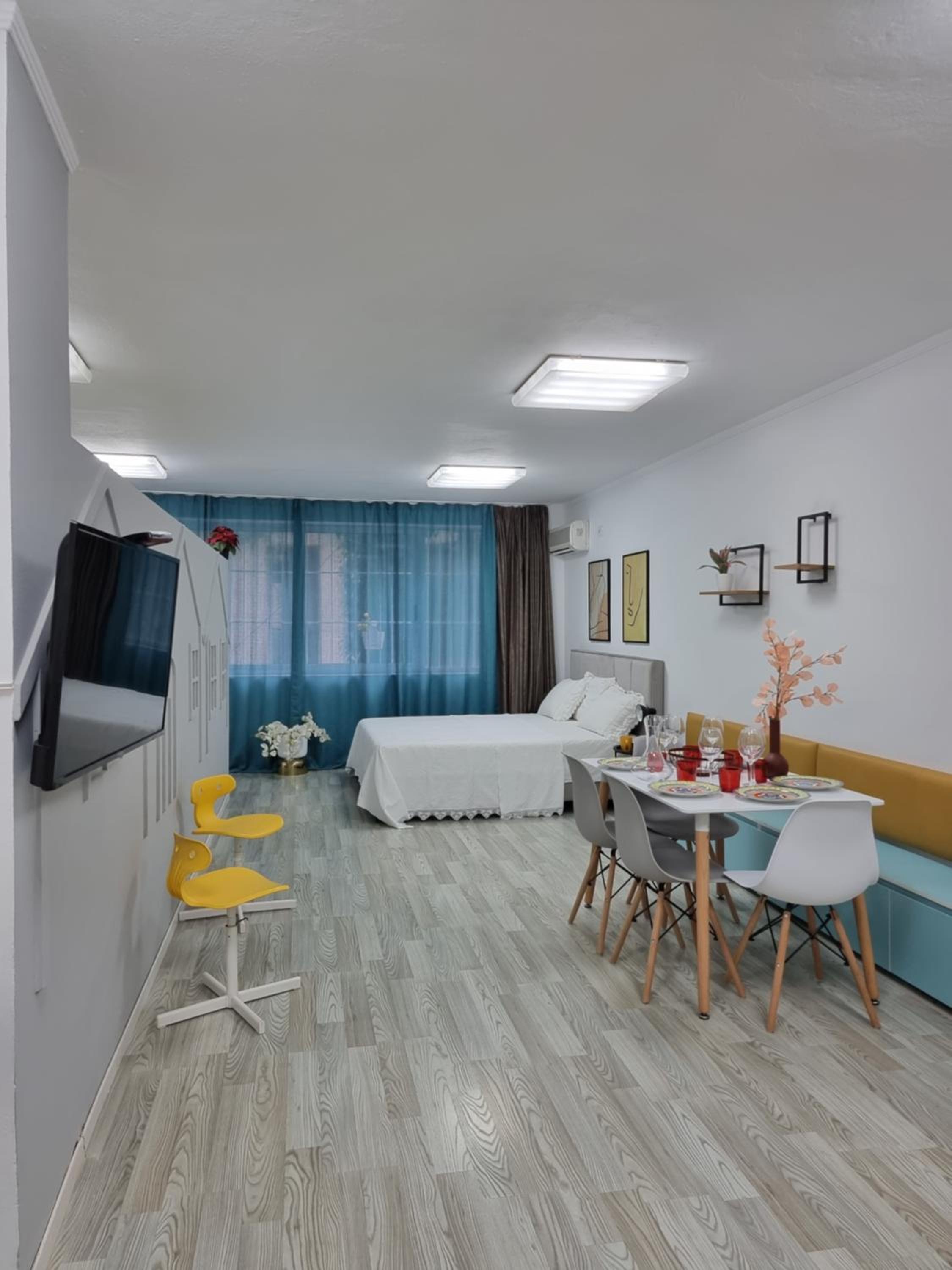 Party guesthouse for big groups